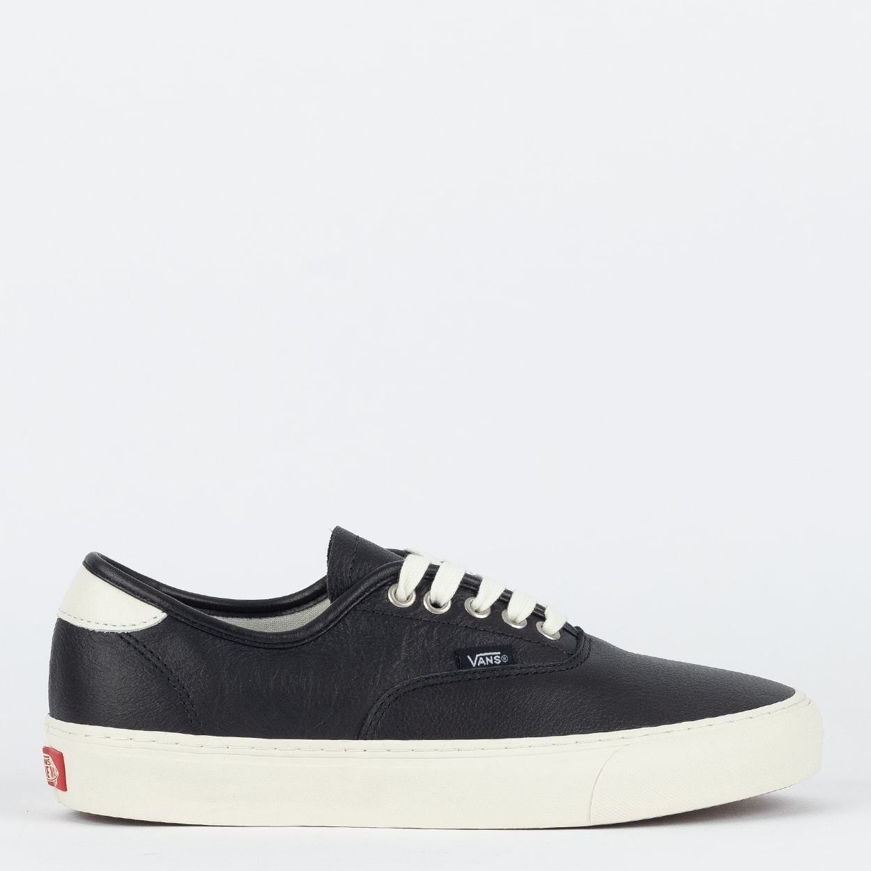 Tênis Vans Authentic Lux Black VN000CZKBLK