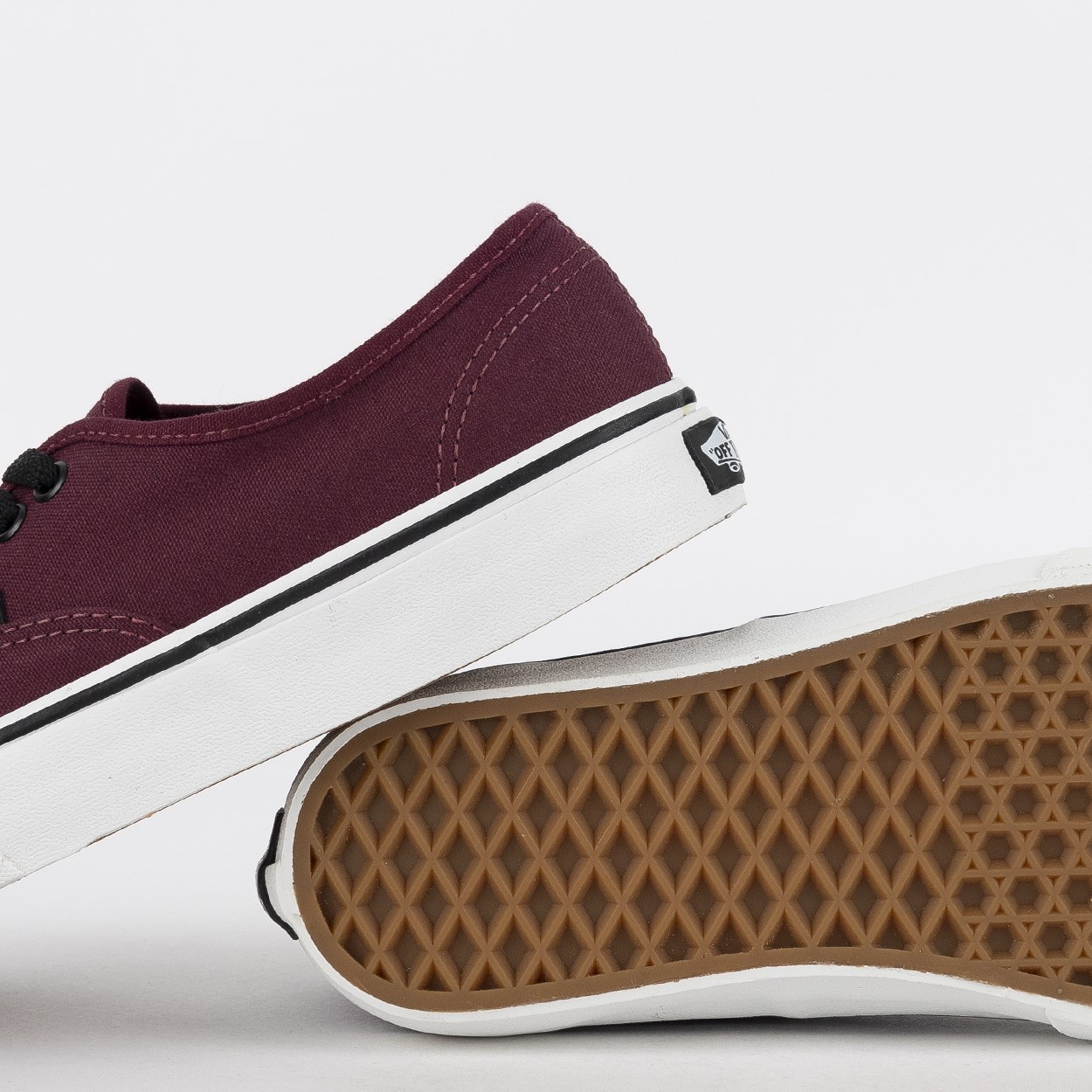 Vans authentic shop port royale black