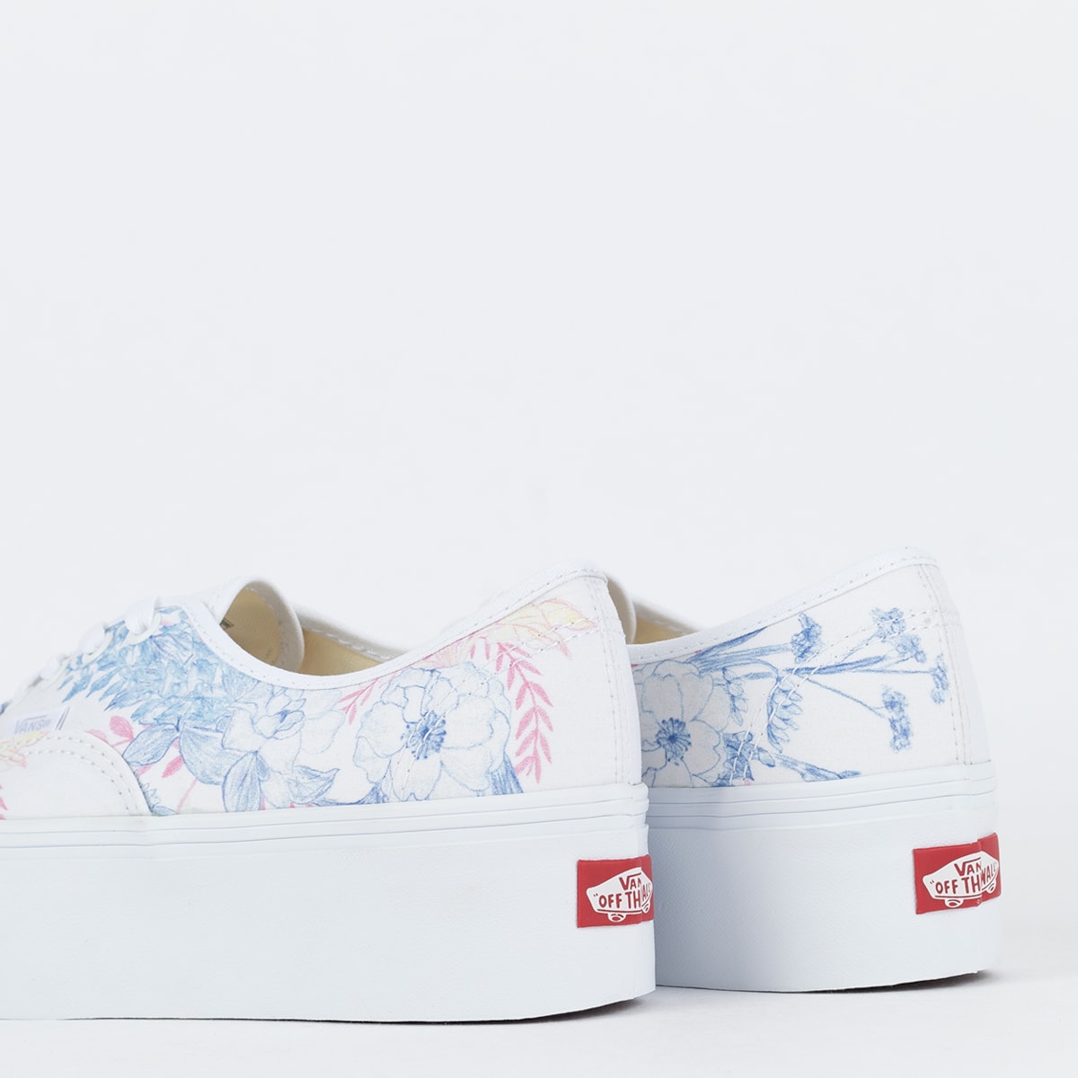 Tênis Vans Authentic Stackform Whimsy Floral True White VN000CN0W00