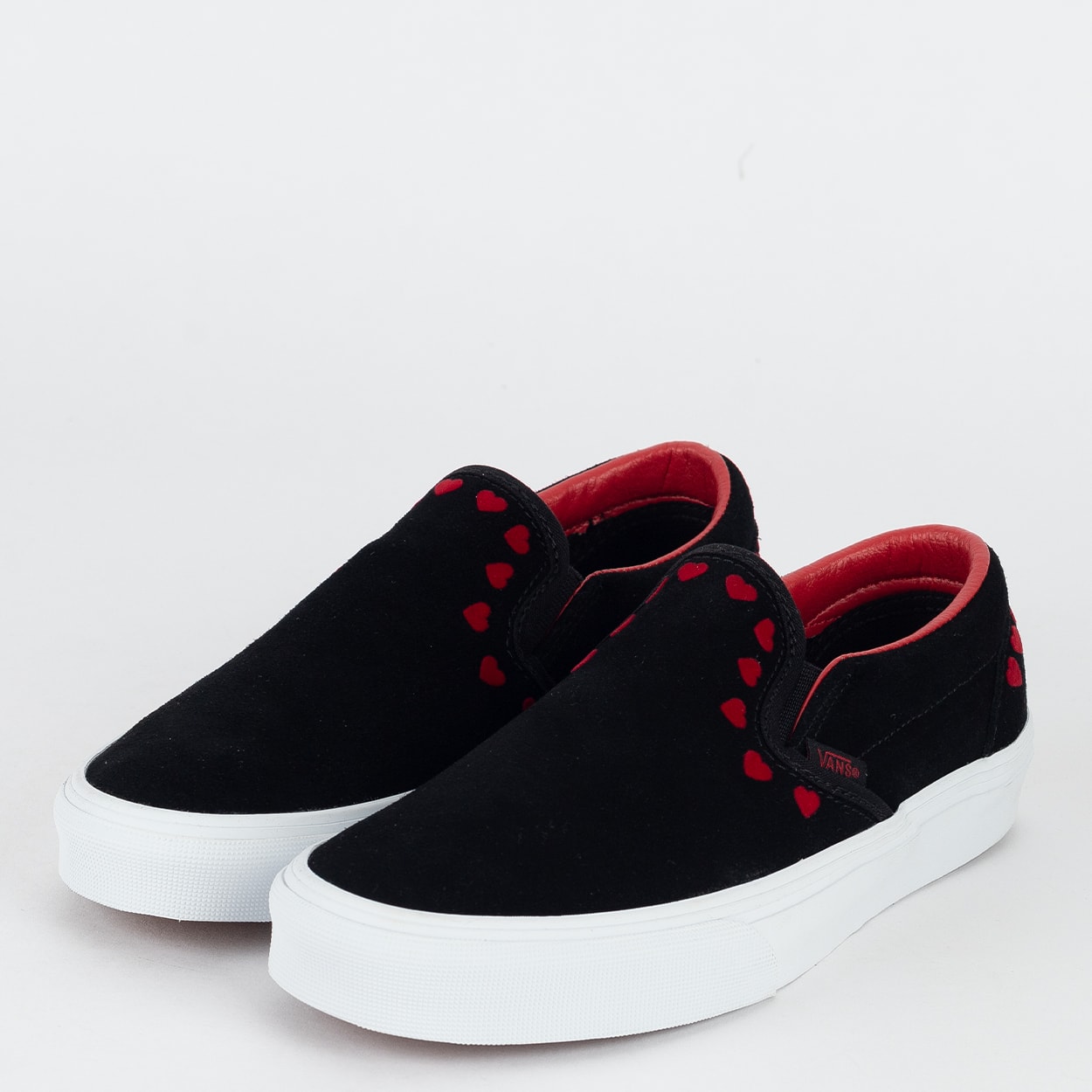 Tênis Vans Classic Slip-On Hearts Black Red VN000D6Y458