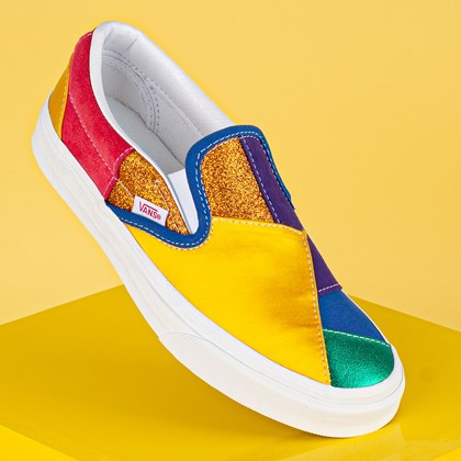 Tênis Vans Classic Slip On Pride Collection Patchwork True White VN0A33TB44B