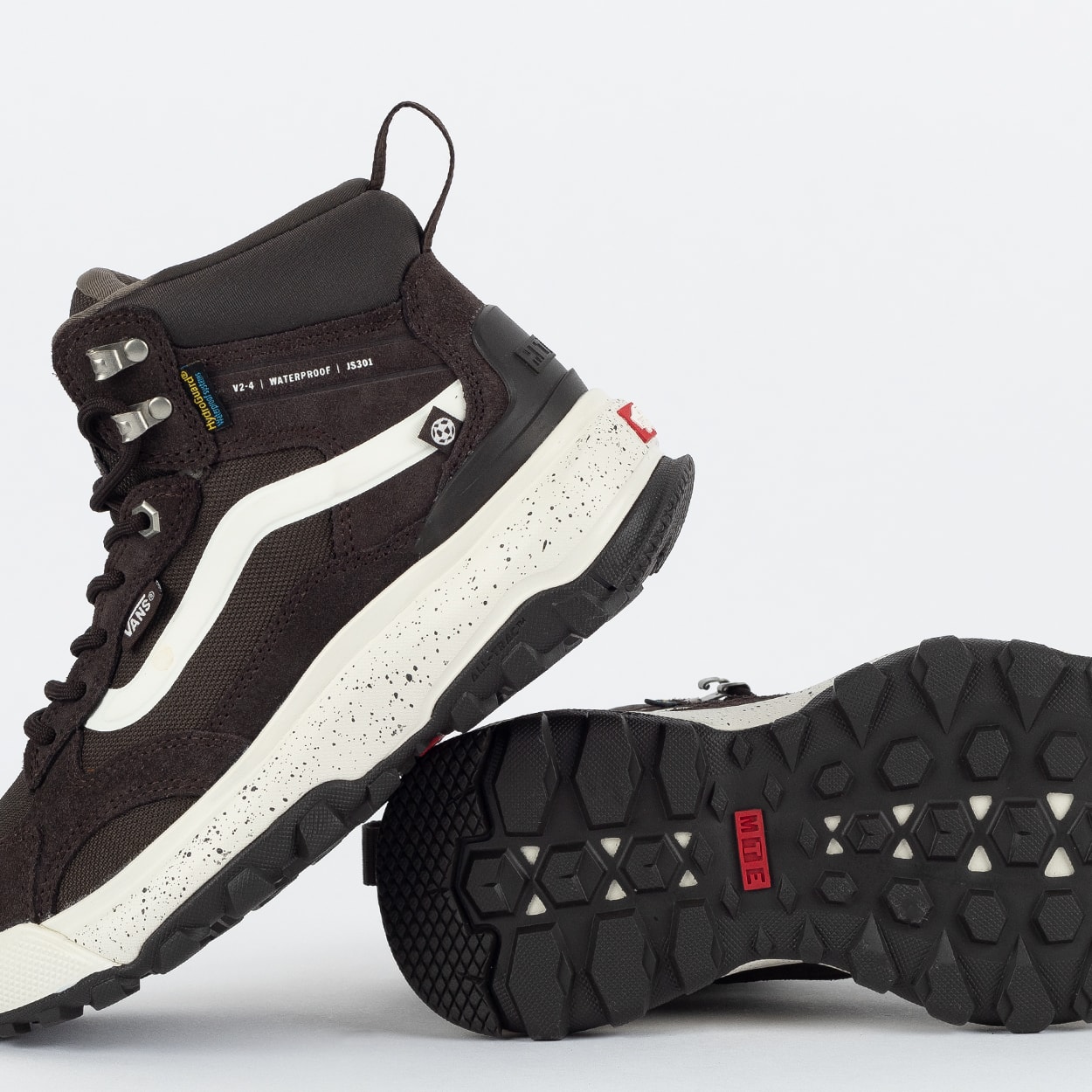 Tênis Vans Crestline Waterproof Brown Khaki VN000CVQBKL