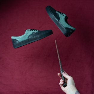 Tênis Vans Era Harry Potter Slytherin Black VN0A4BV4VXQ Tênis Vans Era Harry Potter Slytherin Black VN0A4BV4VXQ