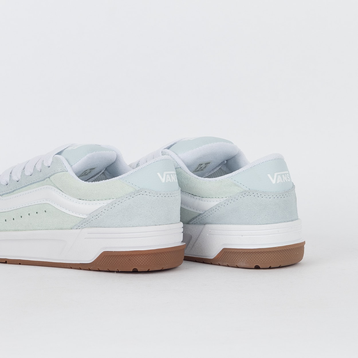 Tênis Vans Hylane Oversized Lace Suede Blue Mist VN000DB1EMG