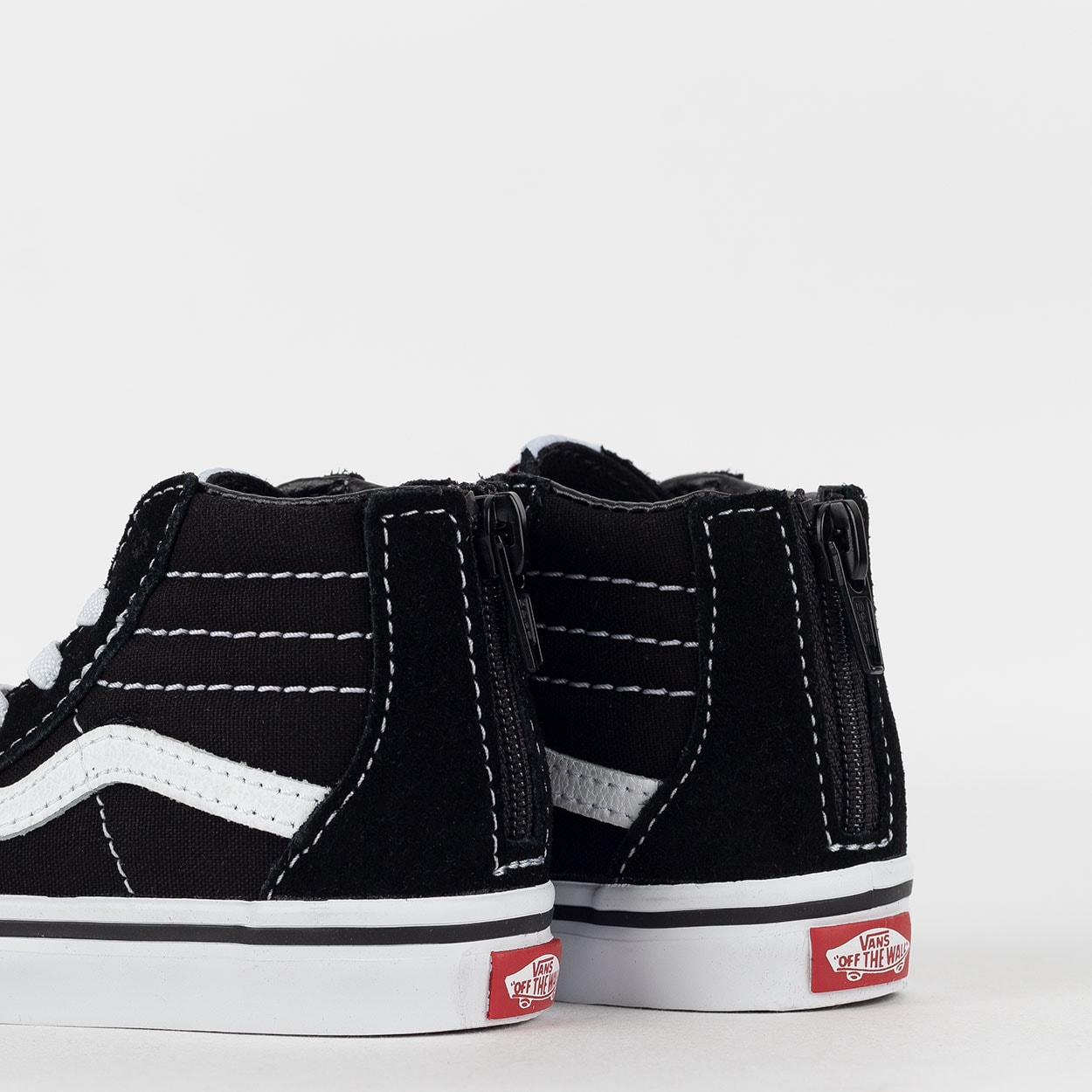Tênis Vans Kids Sk8 Hi Zip Black White VN000XG5Y28