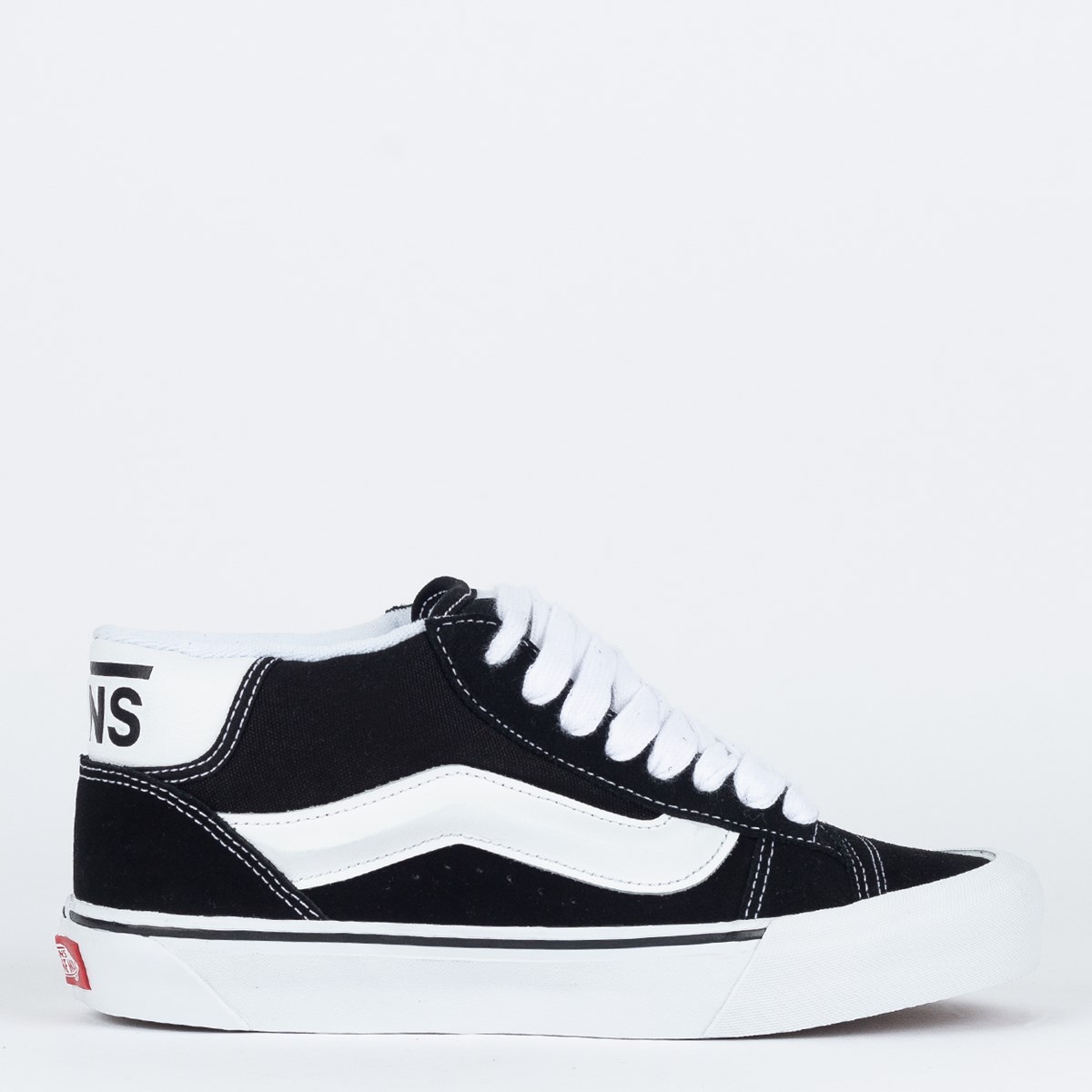 Tênis Vans Knu Mid Black True White VN000CQ96BT