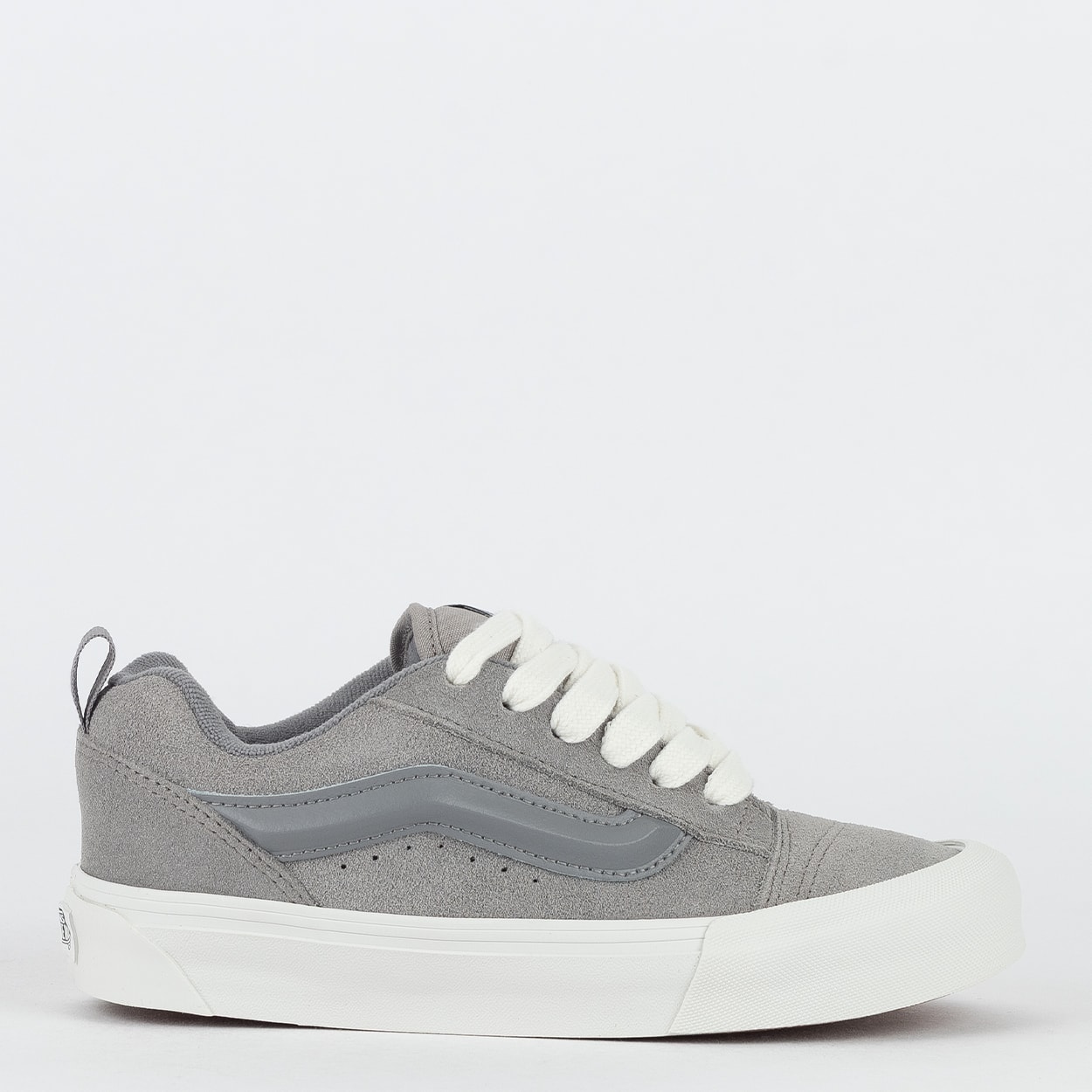 Tênis Vans Old Skool Pig Suede Gray Mist VN0A2Z42M8I