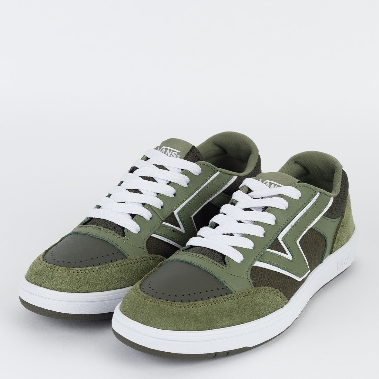 Tênis Vans Lowland CC New Varsity Grape Leaf Dusty Olive VN000BWBZ1V