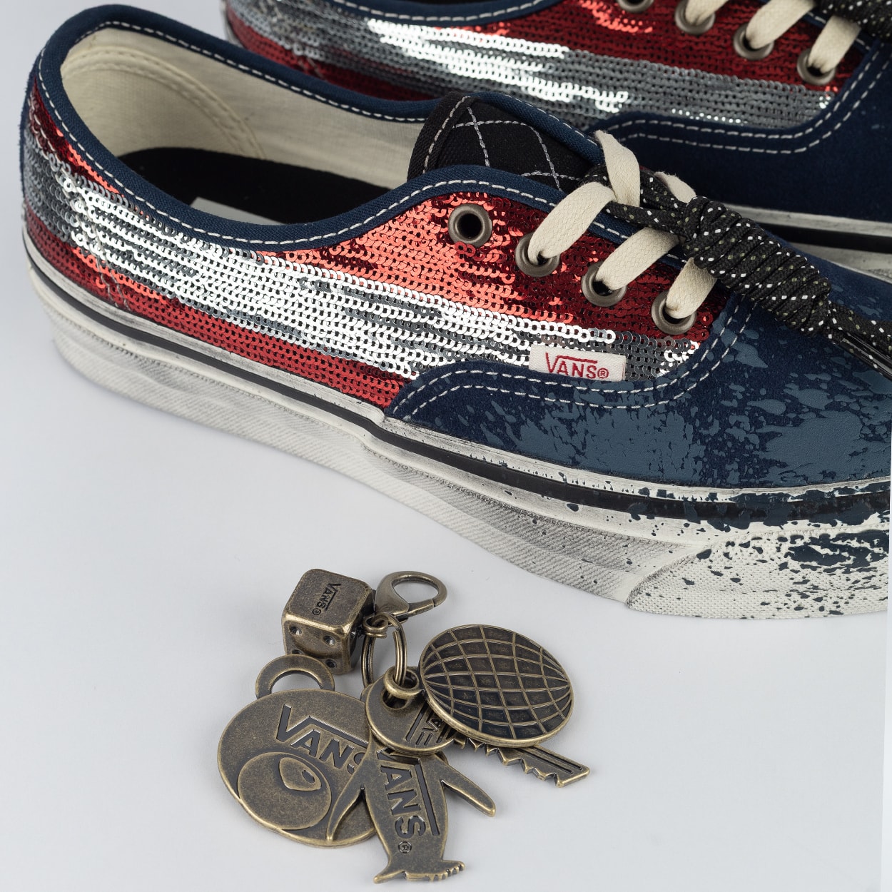 Tênis Vans LX Authentic 44 Americana Red Navy VN000DB8Z11