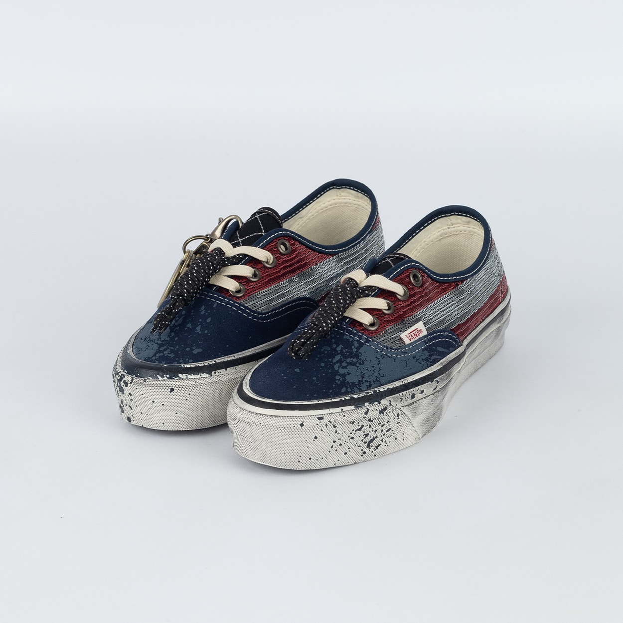 Tênis Vans LX Authentic 44 Americana Red Navy VN000DB8Z11