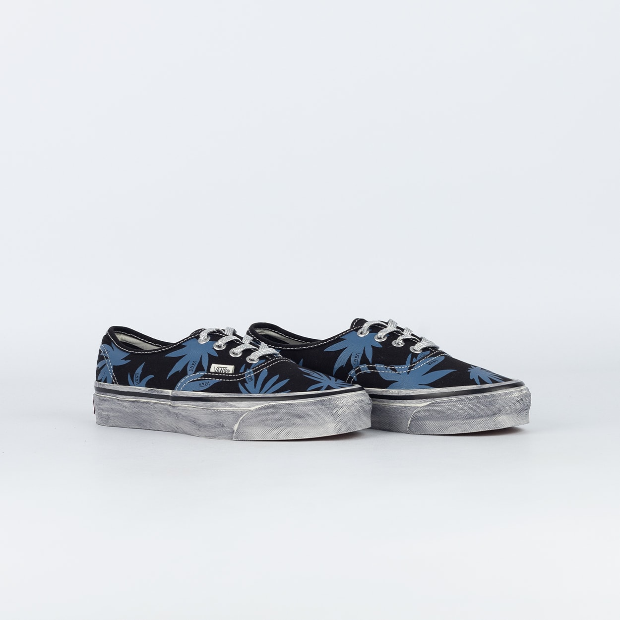 Tênis Vans LX Authentic 44 Archive Black VN000DB8CJI