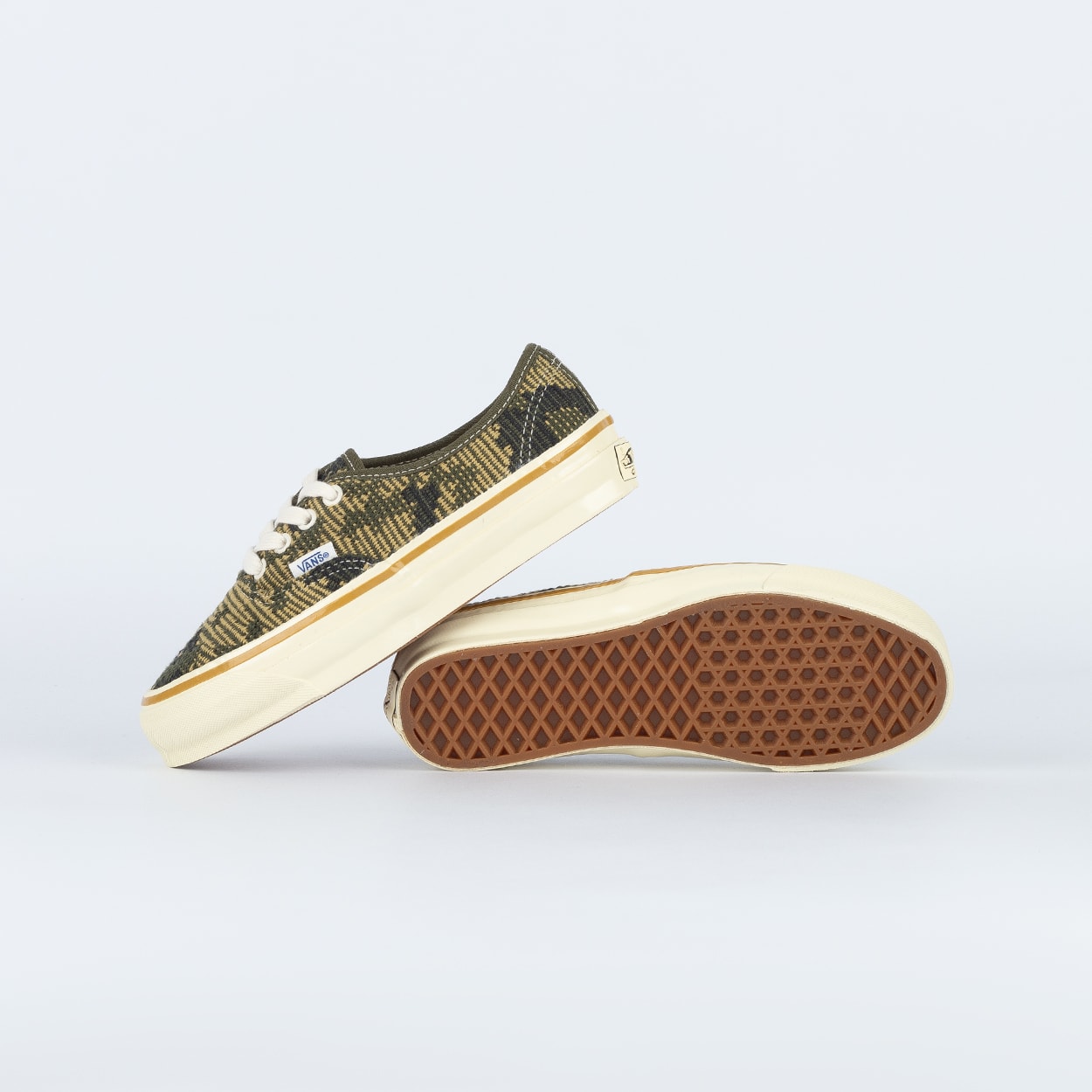 Tênis Vans LX Authentic 44 Camo Antique Gold VN000D5K18S
