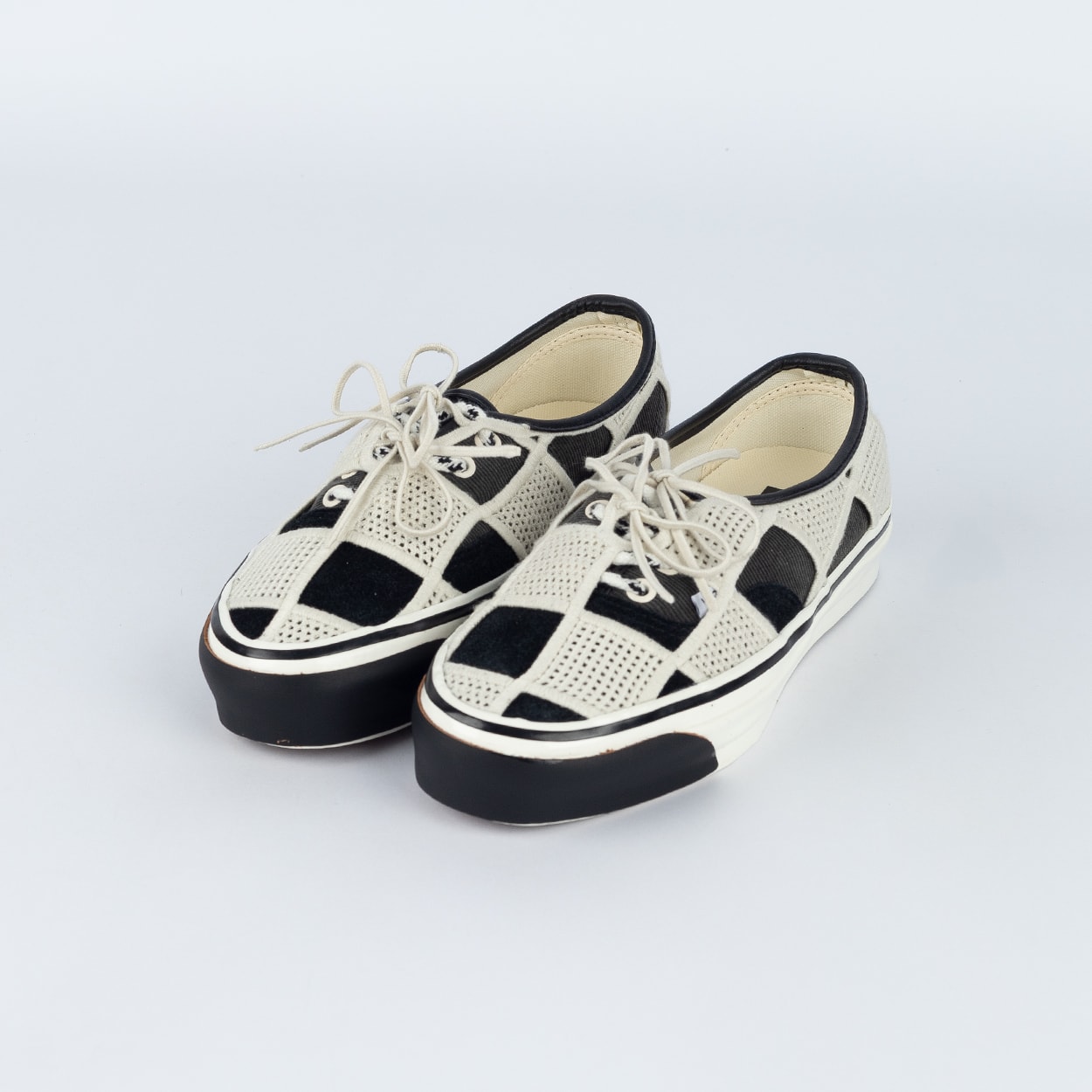Tênis Vans LX Authentic 44 Shell Knit Black Egret VN000Y0RFDB