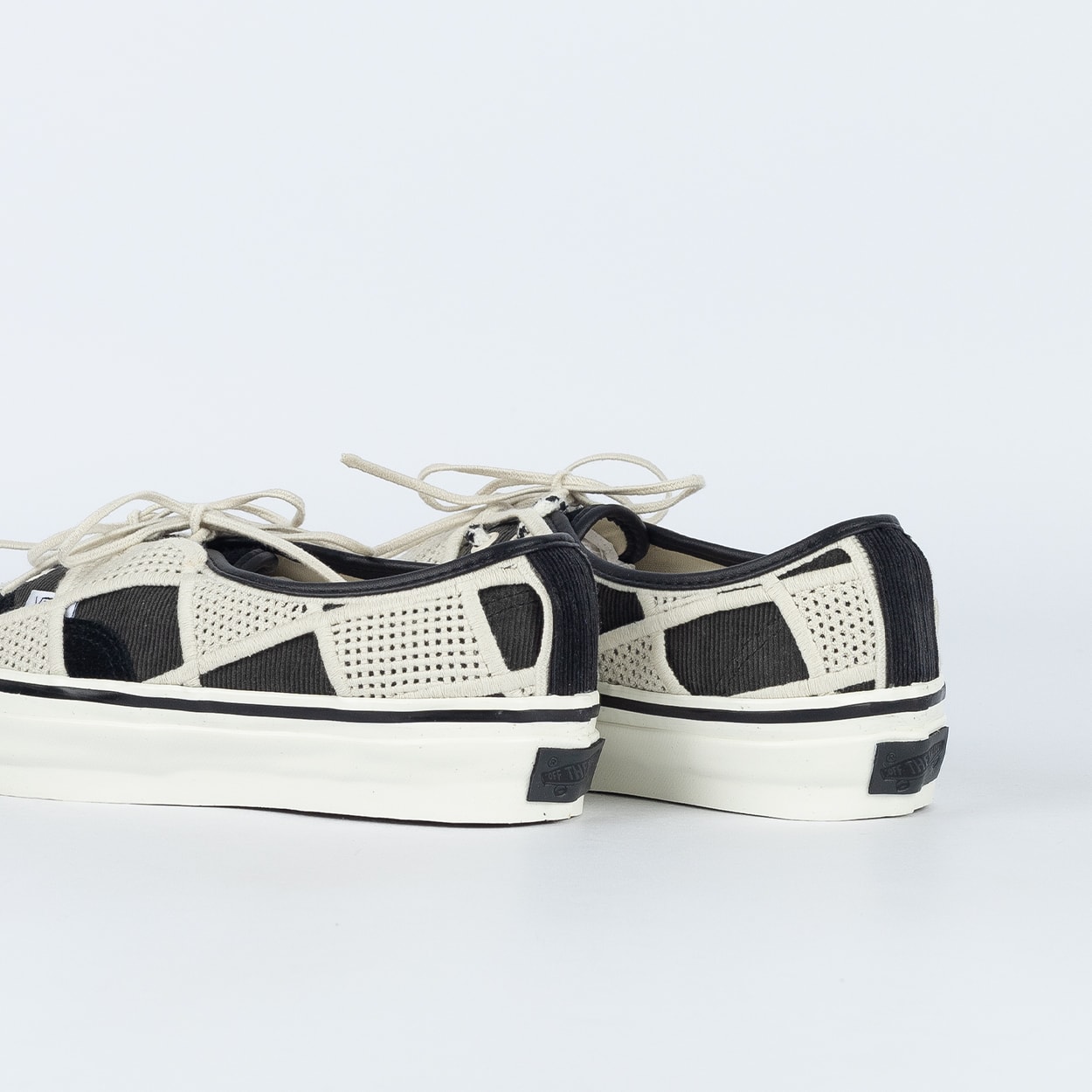 Tênis Vans LX Authentic 44 Shell Knit Black Egret VN000Y0RFDB