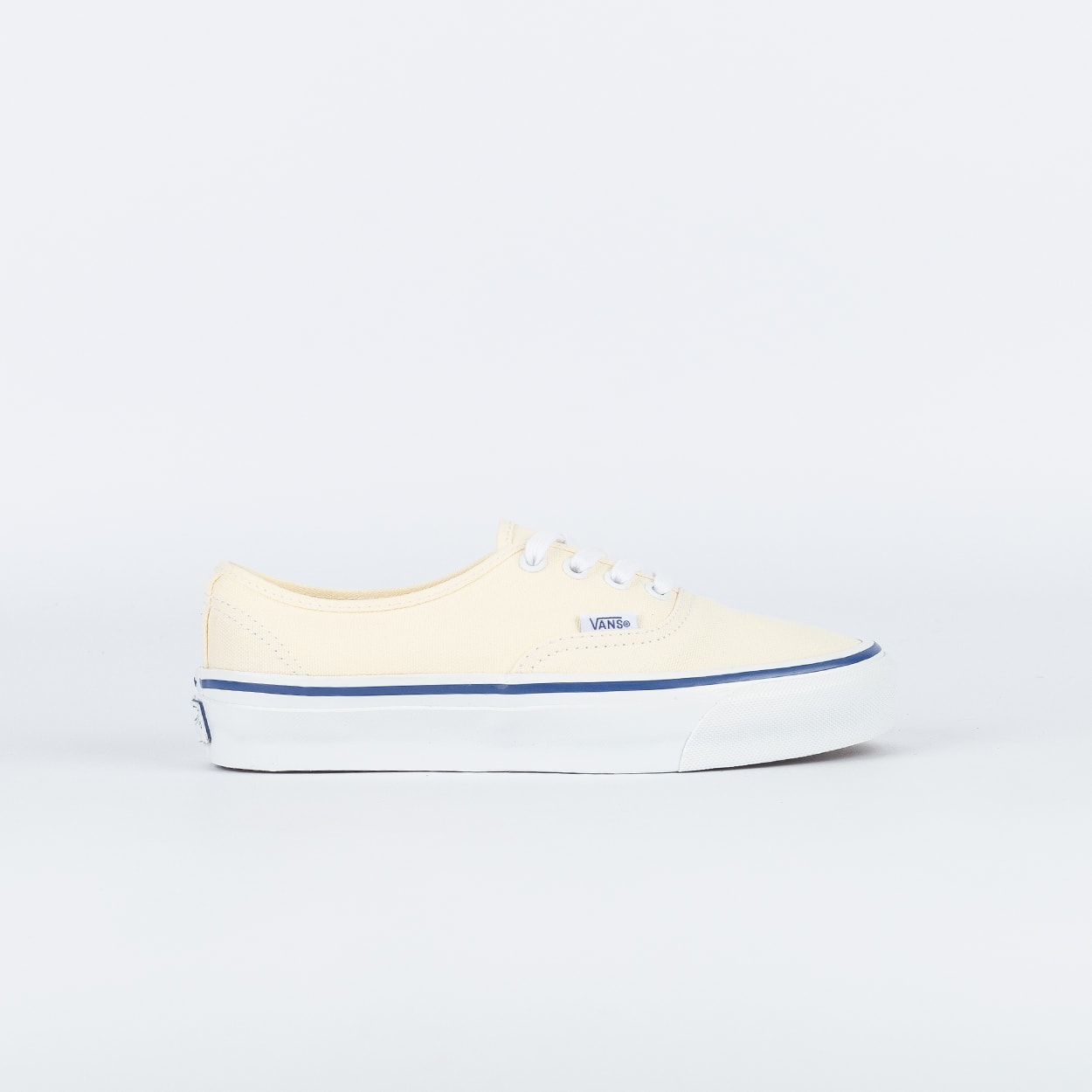 Tênis Vans LX Authentic Reissue 44 OFF White VN000CQAOFW