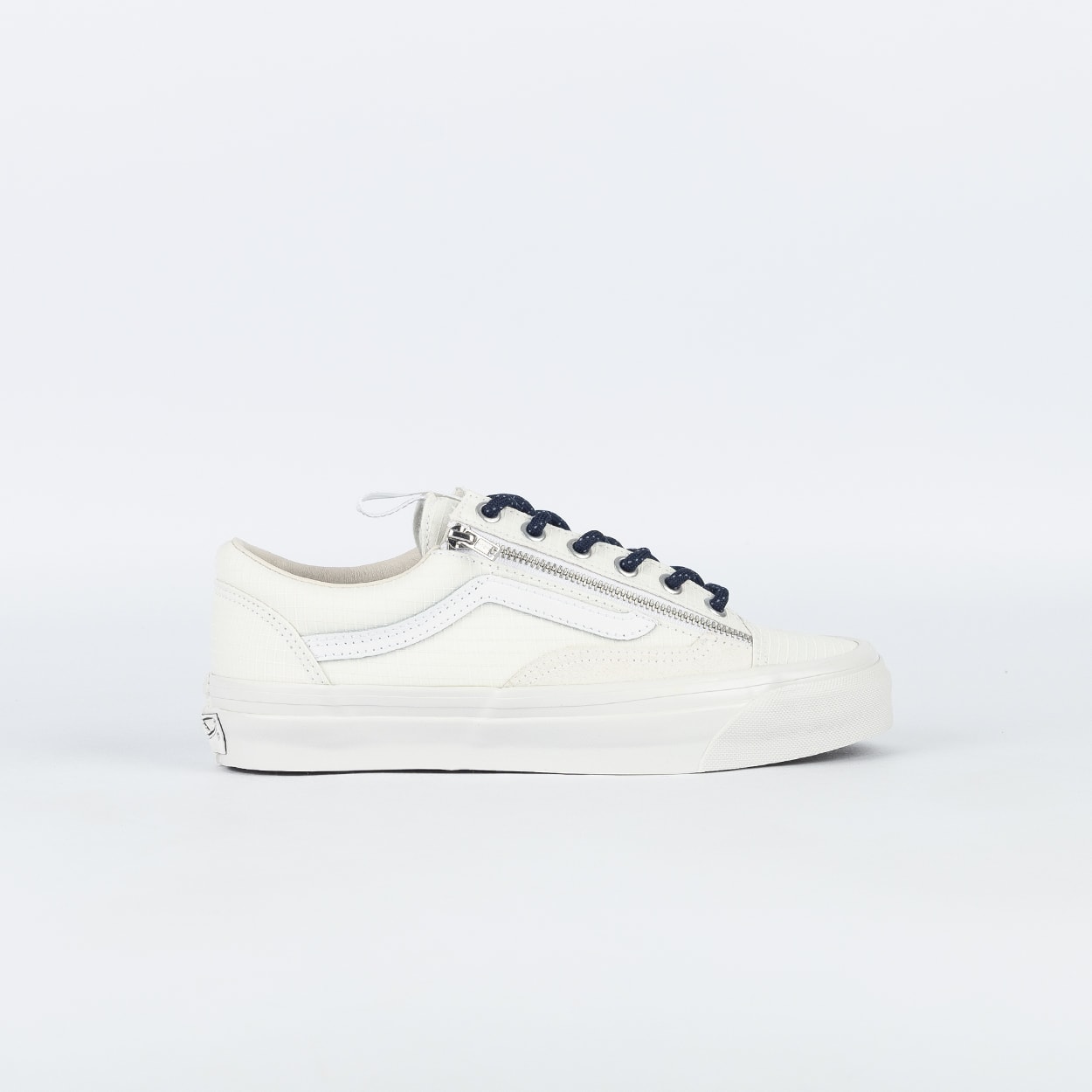 Tênis Vans LX Old Skool 36 Zip Aspen Ice VN000DAAEZY