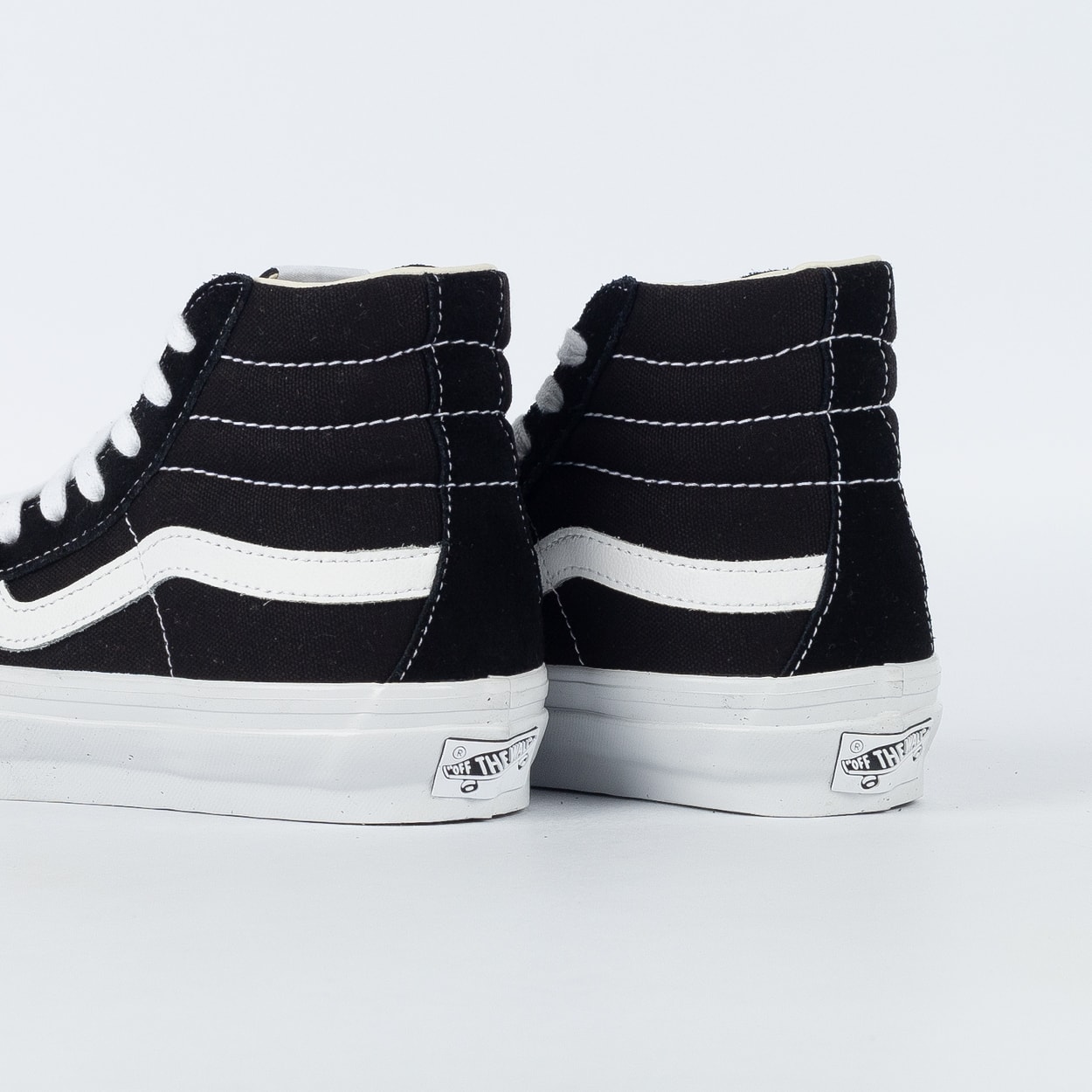Tênis Vans LX Sk8-Hi Reissue 38 Black White VN000CR0BA2