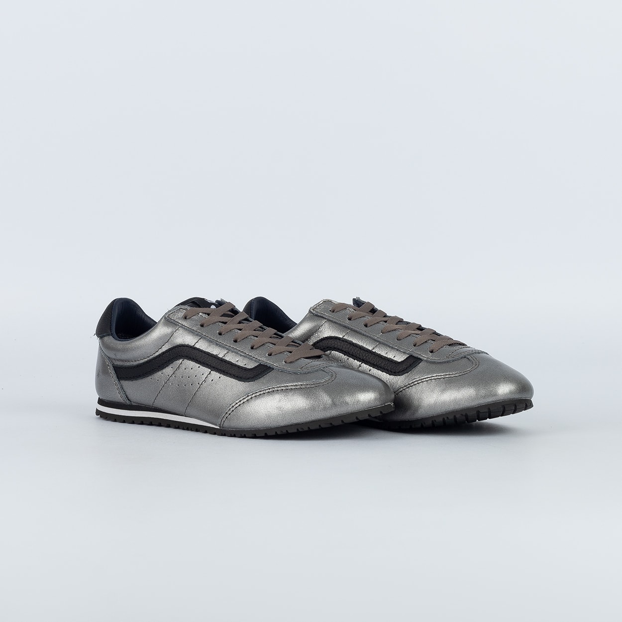 Tênis Vans LX Super Lowpro Gun Metal VN000D9TGNM
