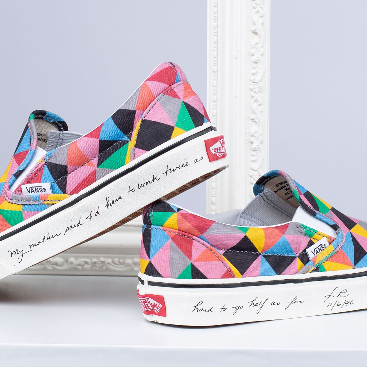 vans preto com rosa