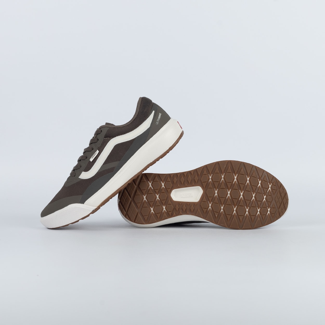 Tênis Vans MTE Ultrarange 2.0 RW Bungee Cord VN000D609JC