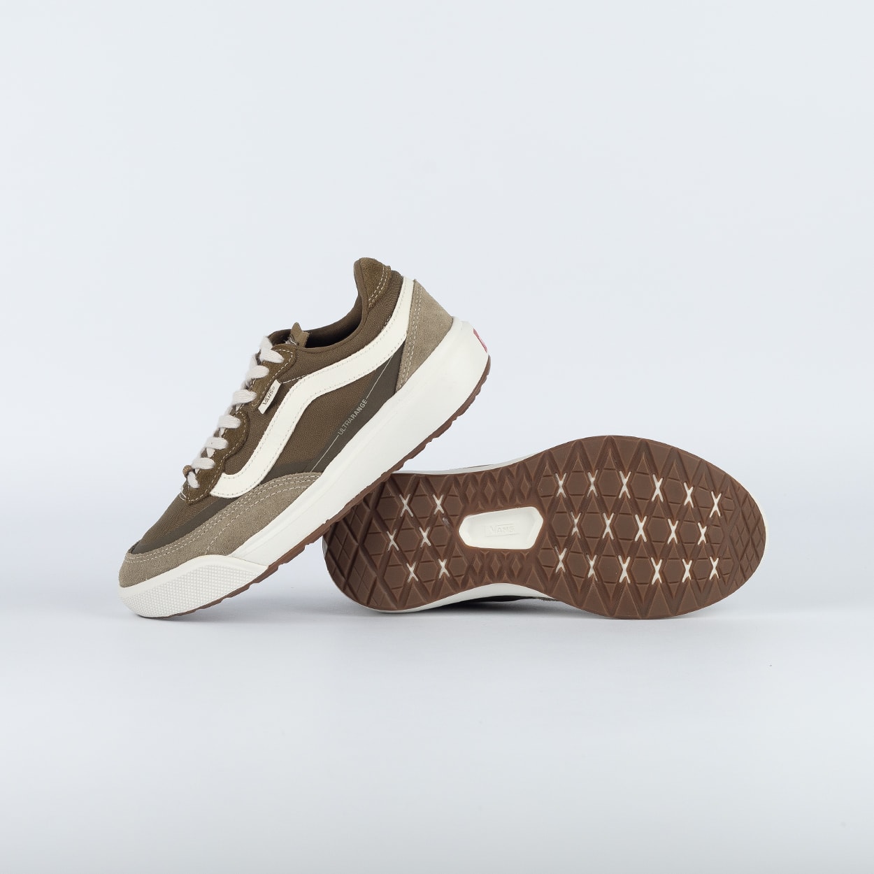 Tênis Vans MTE Ultrarange 2.0 SE Tobacco Brown VN000D61TBN