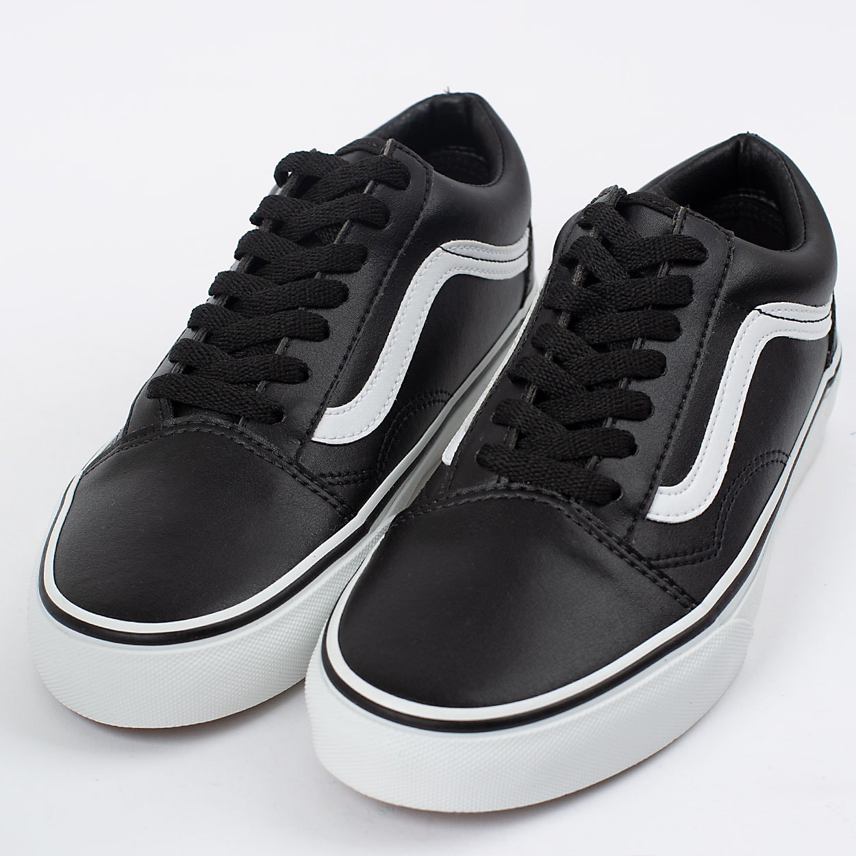 tênis vans comfycush old skool classic tumble true white