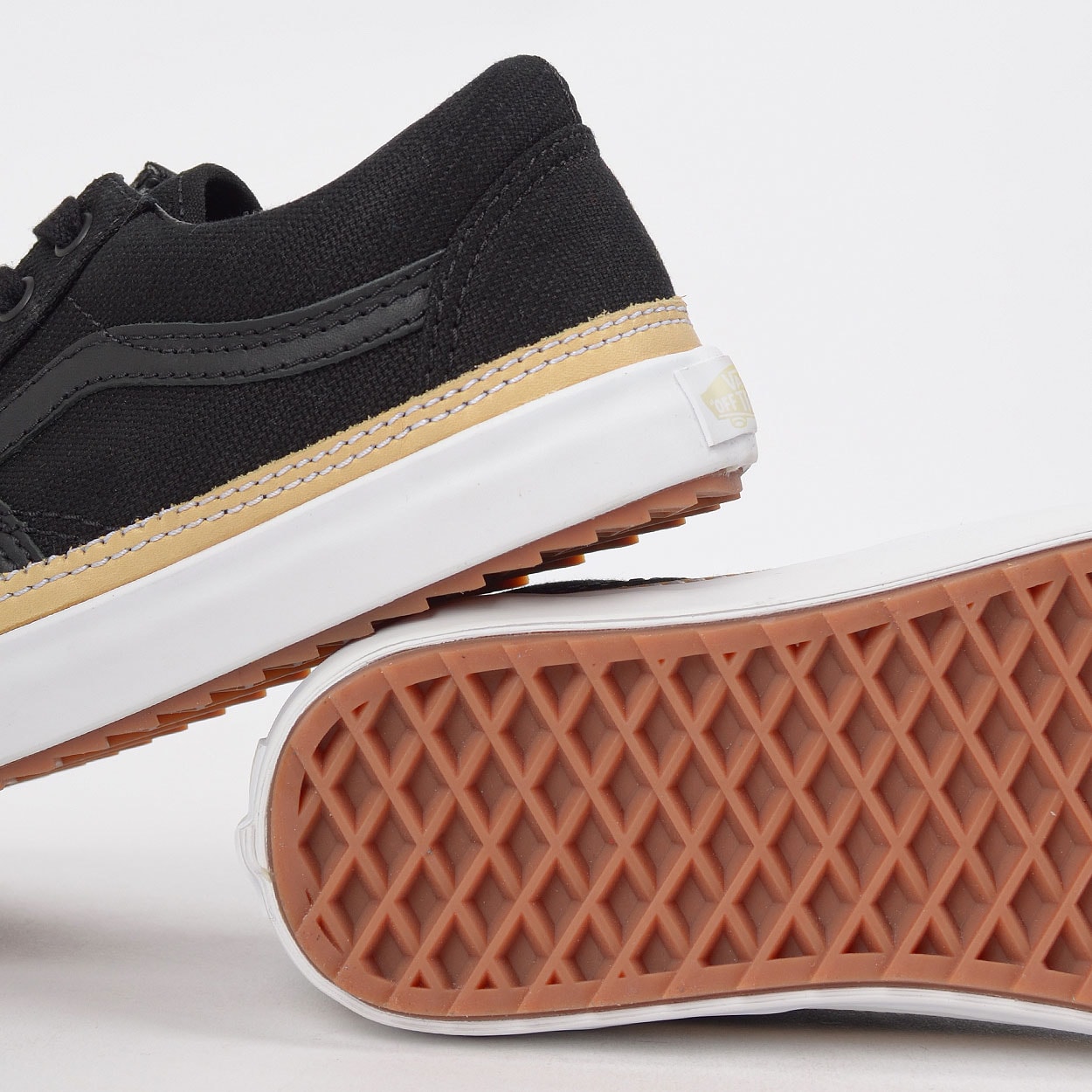 era vamp old skool overply