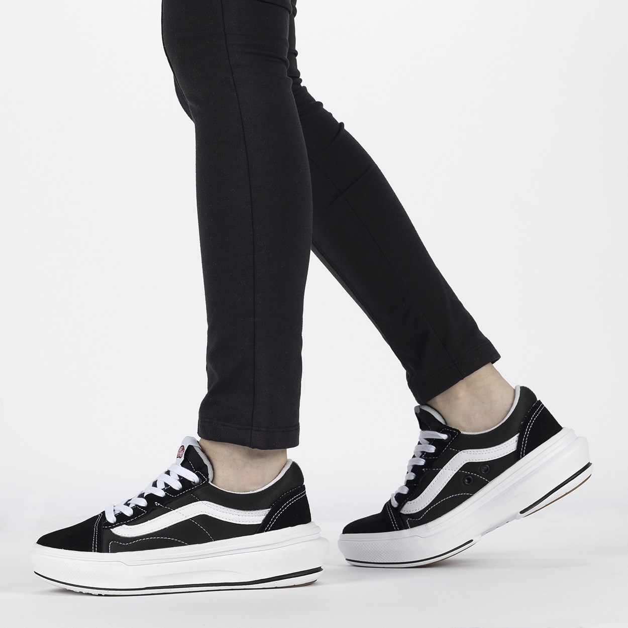 Vans preto store feminino old skool