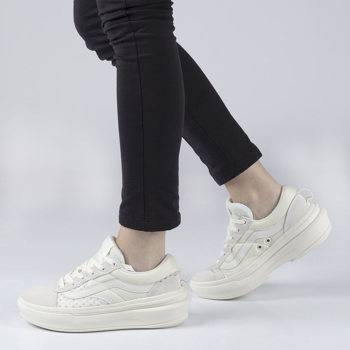Vans comfycush old skool marshmallow Outlet