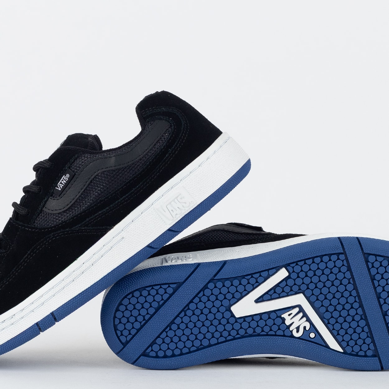 Tênis Vans Speed WS Pop Sole Black Blue VN000D88Y61