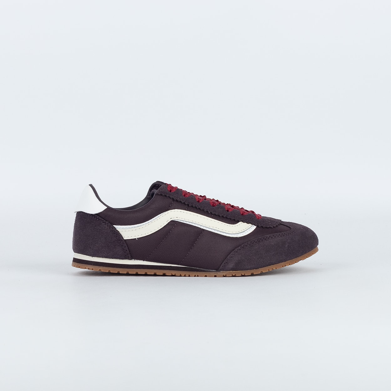 Tênis Vans Super Lowpro Lace Black White VN000D83BZW