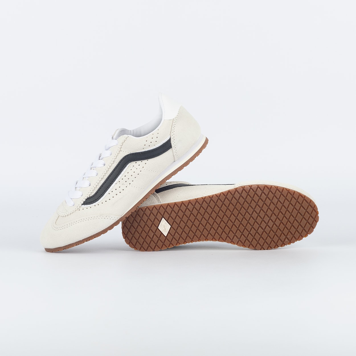 Tênis Vans Super Lowpro Marshmallow VN000D83CCZ