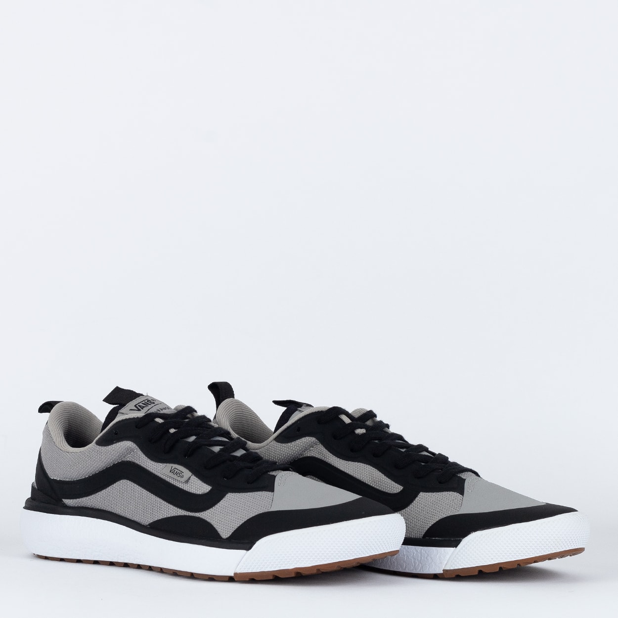 Tênis Vans Ultrarange Exo Athletic Grey Black VN0A4U1K191