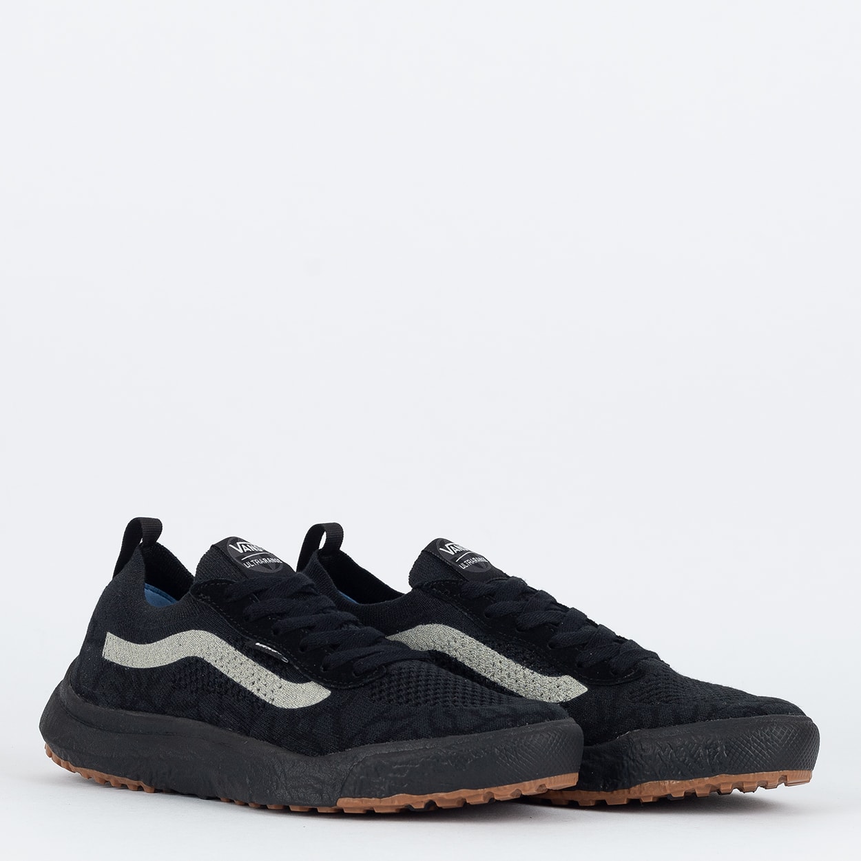 Tênis Vans Ultrarange Vr3 Black Pirate Black VN0A4BXBH7I