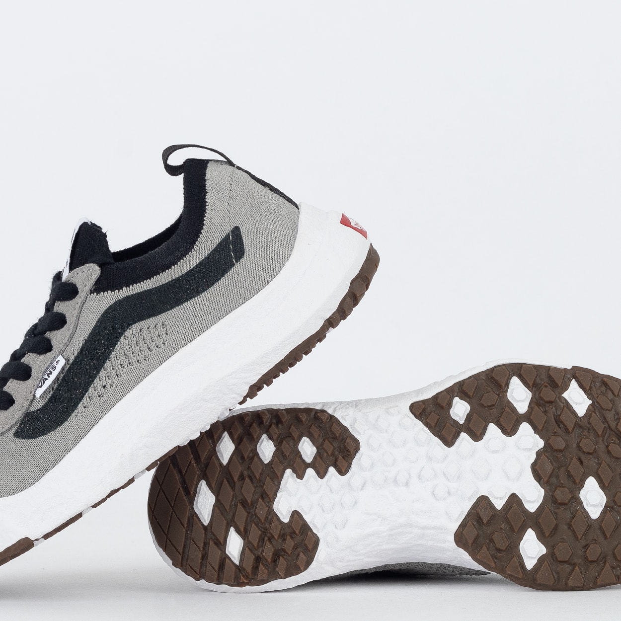 Tênis Vans Ultrarange Vr3 Drizzle VN0A4BXBKAQ