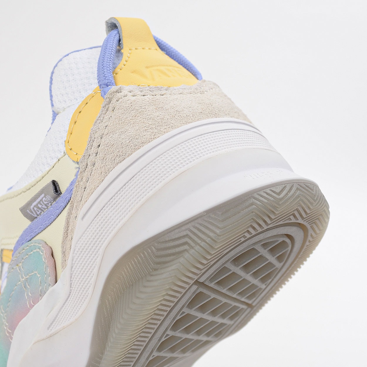 vans aura shift varix wc