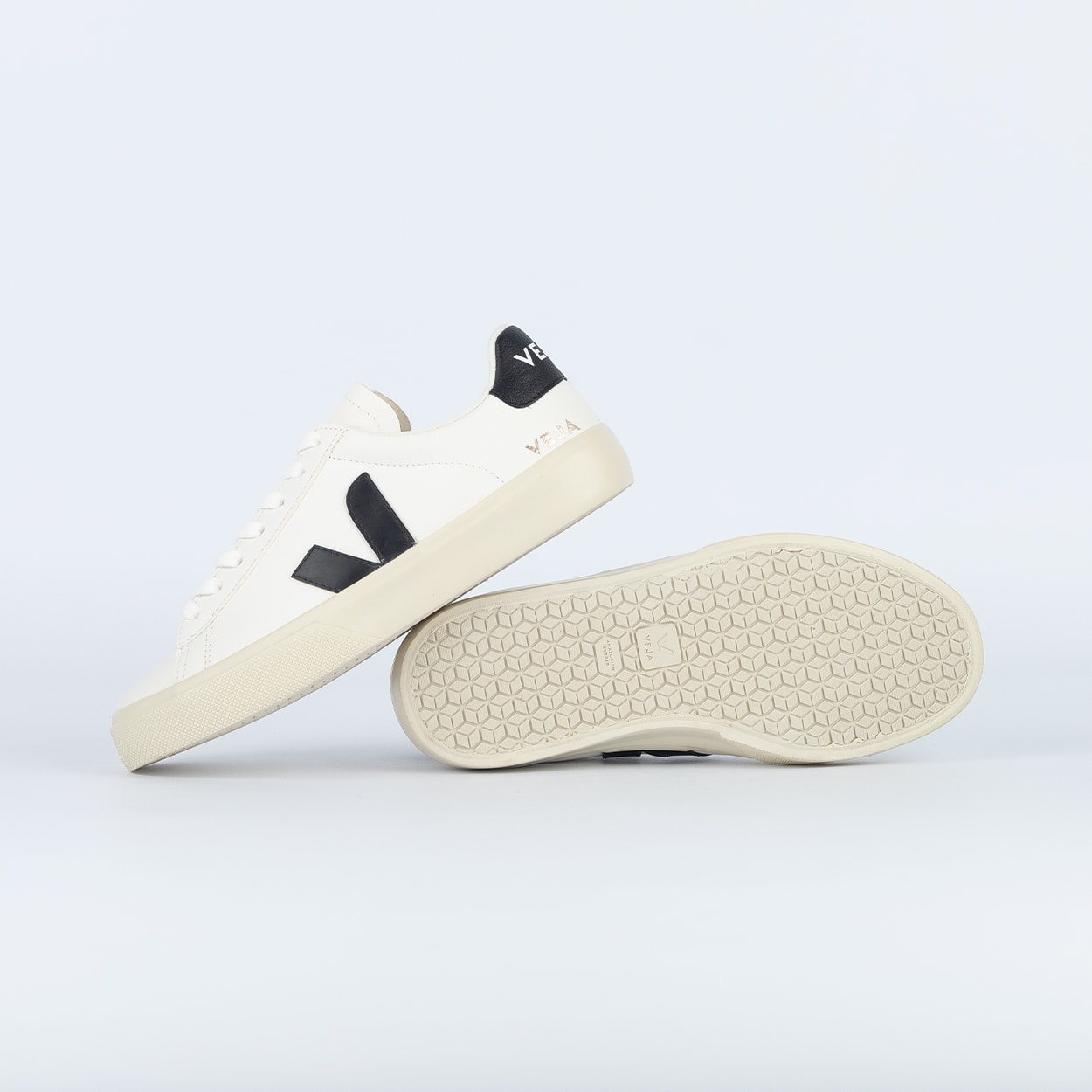 Tênis Veja Campo Chromefree Leather Extra White Black CP0501537