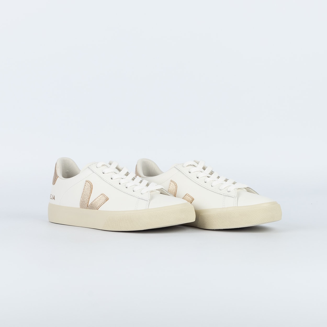 Tênis Veja Recife Logo Chromefree Leather Extra White Platine