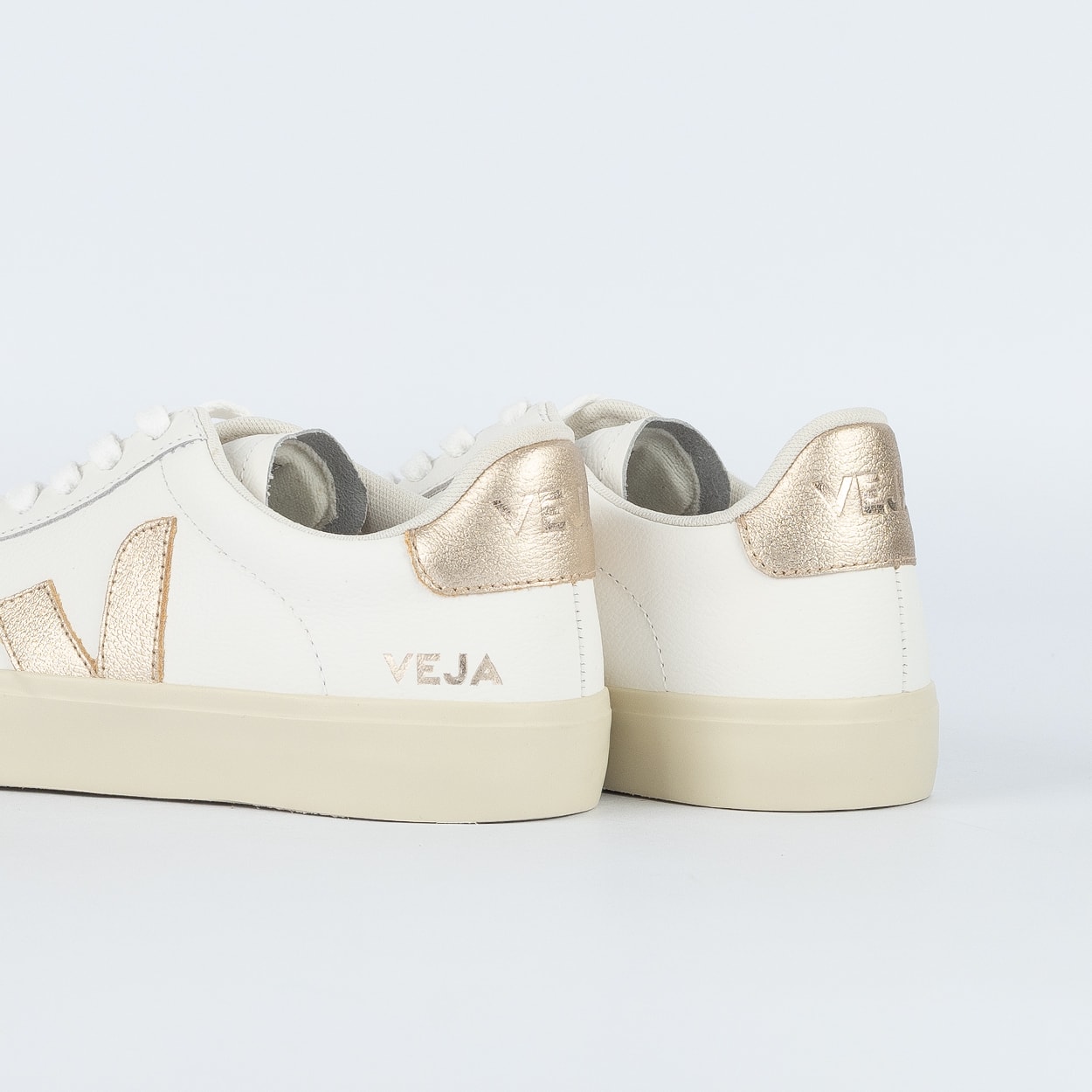 Tênis Veja Campo Chromefree Leather Extra White Platine CP0503495