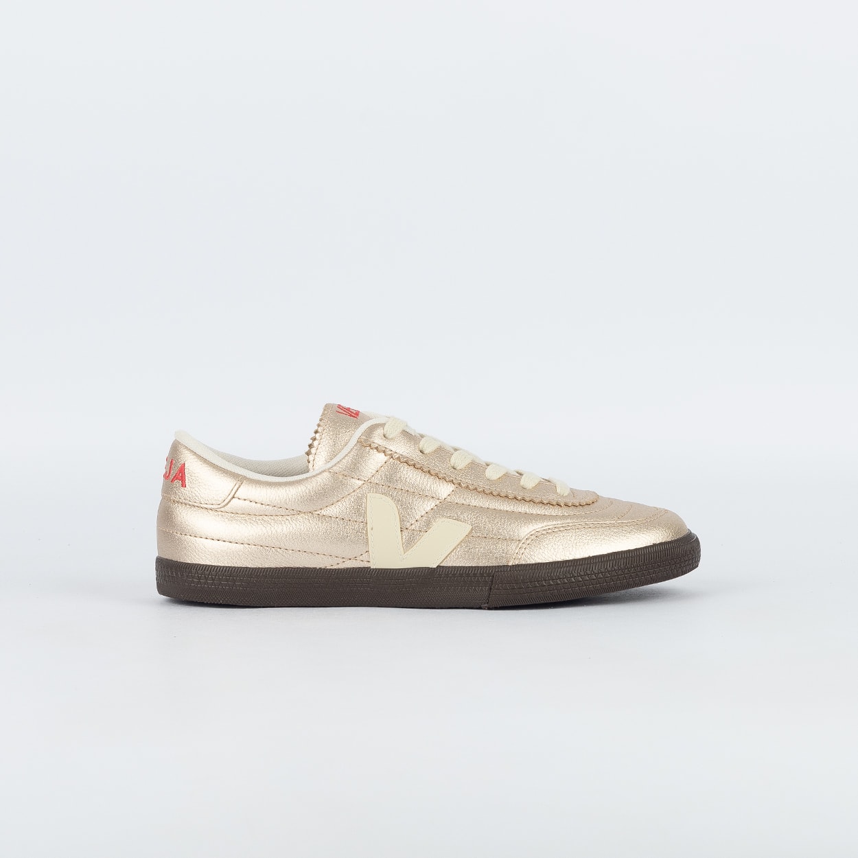 Tênis Veja Panenka O.T. Leather Platine Pierre Eagle FU2021377