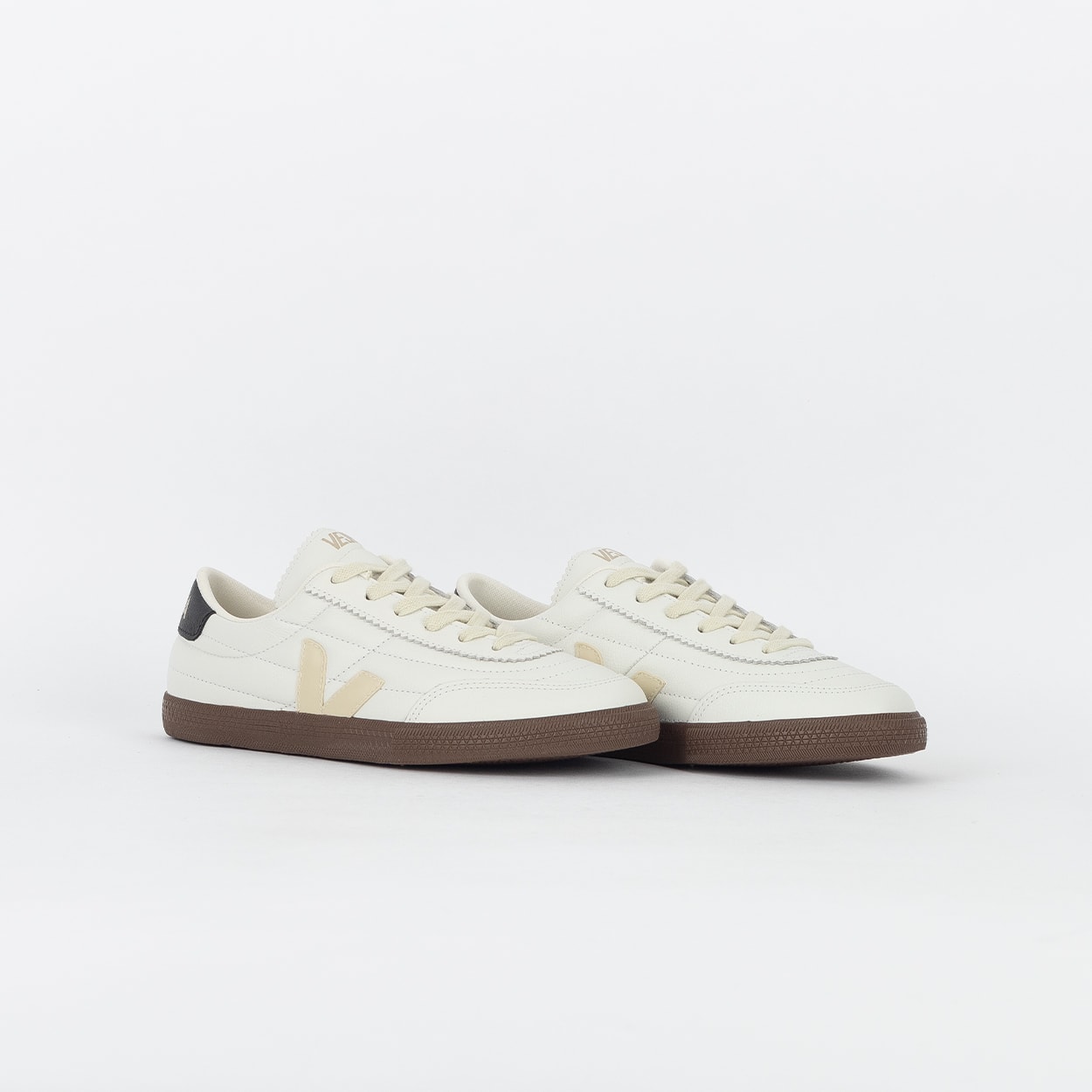 Tênis Veja Panenka O.T. Leather White Black Bark FU2020896