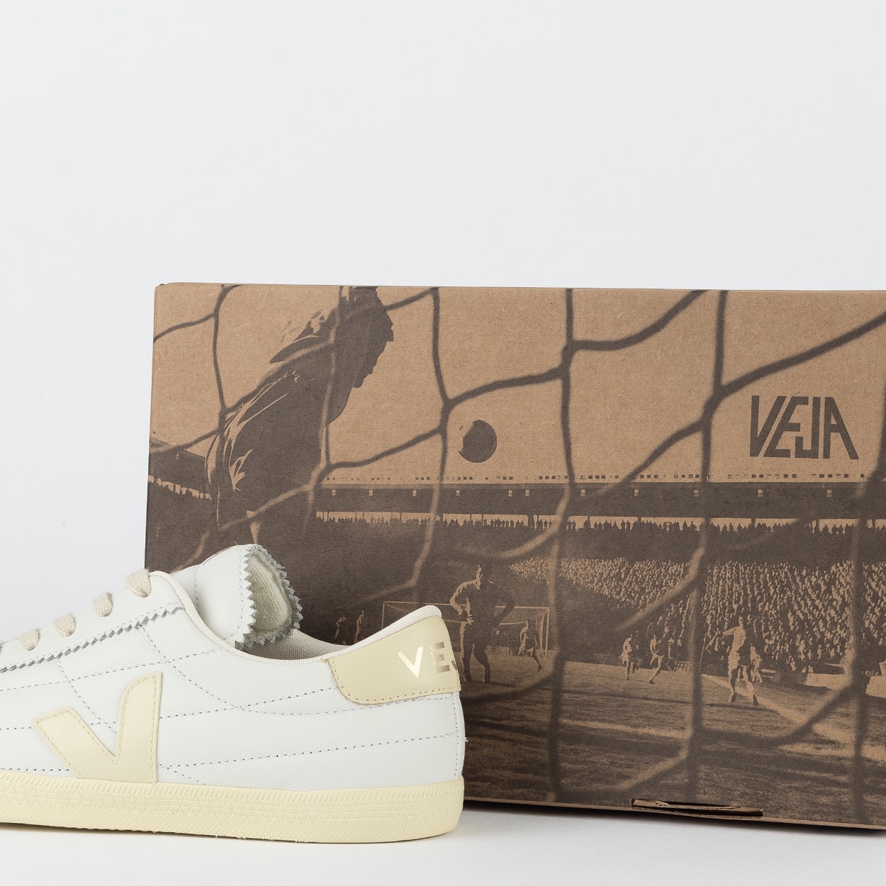 Tênis Veja Panenka O.T. Leather White Calcaire FU2020709