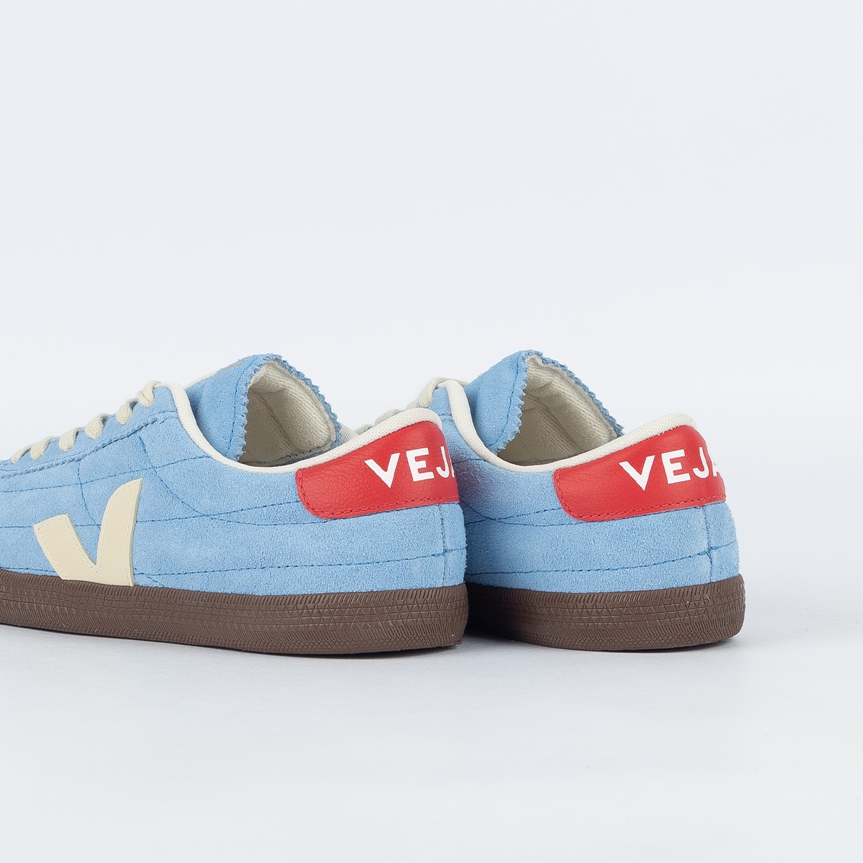 Tênis Veja Panenka Suede Aqua Pierre Bark FU0321389