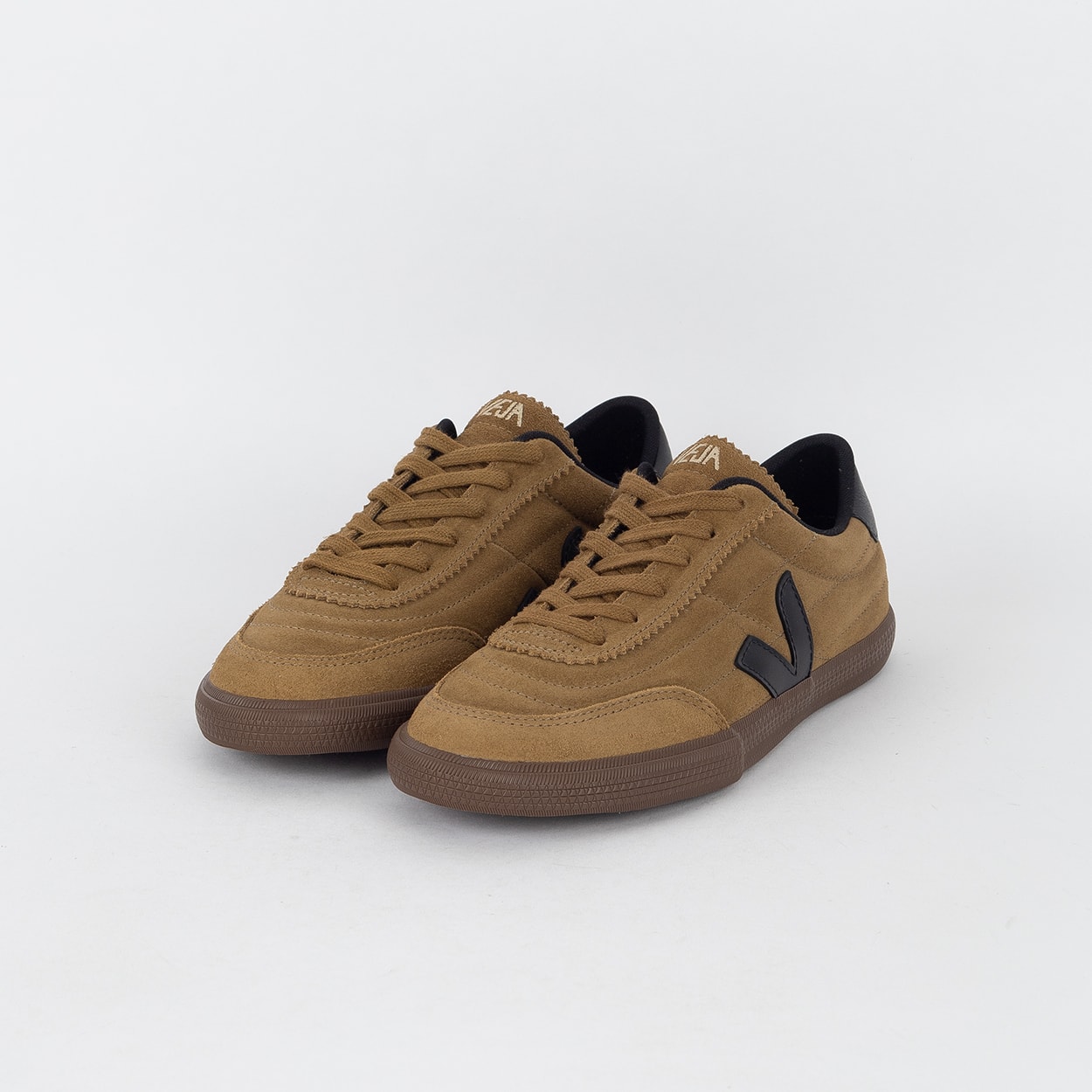 Tênis Veja Panenka Suede Bastille Tent Black Bark FU0320899
