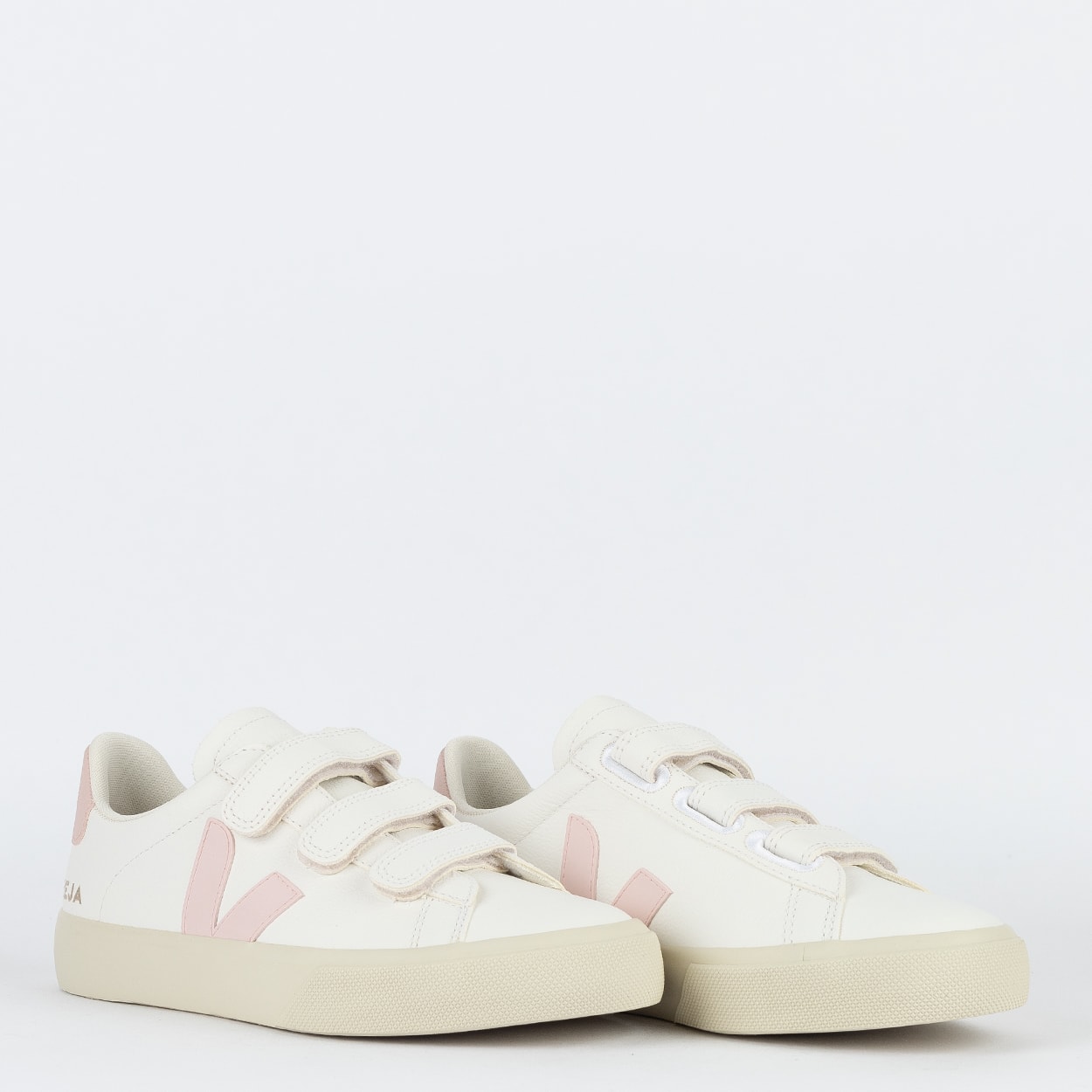 Tênis Veja Recife Logo Chromefree Leather Extra White Petale RC0503696