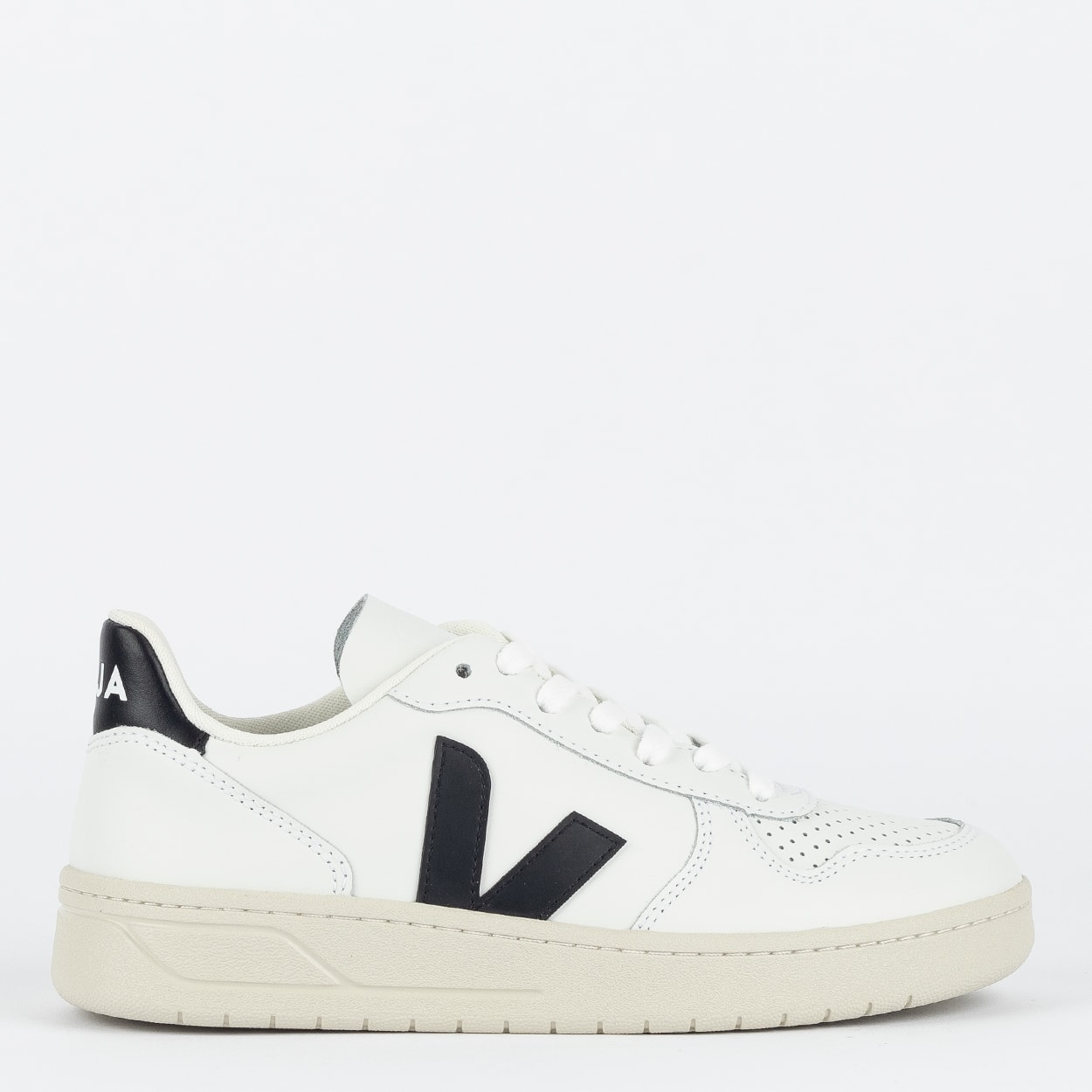 Tênis Veja V-10 Leather Extra White Black VX0200005