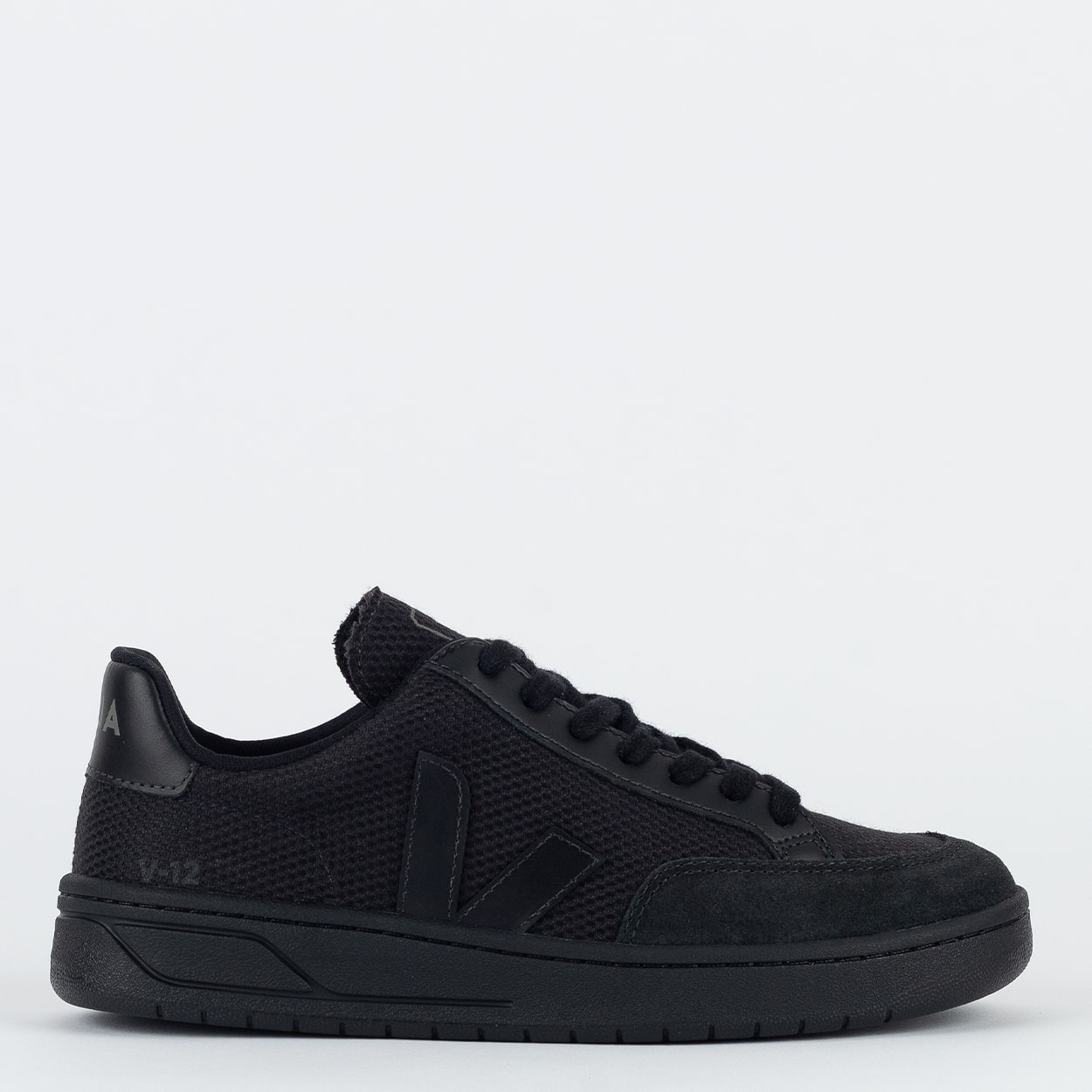 Tênis Veja V-12 B-Mesh Full Black XD1720599
