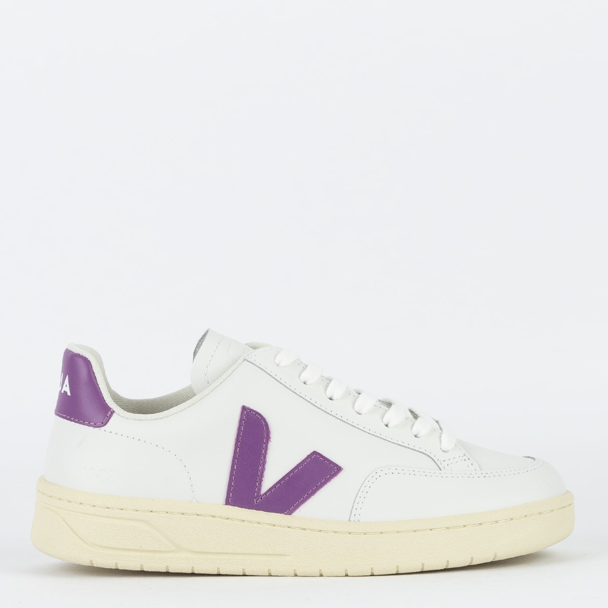 Tênis Veja V-12 Leather Extra White Cosmos XD0203678