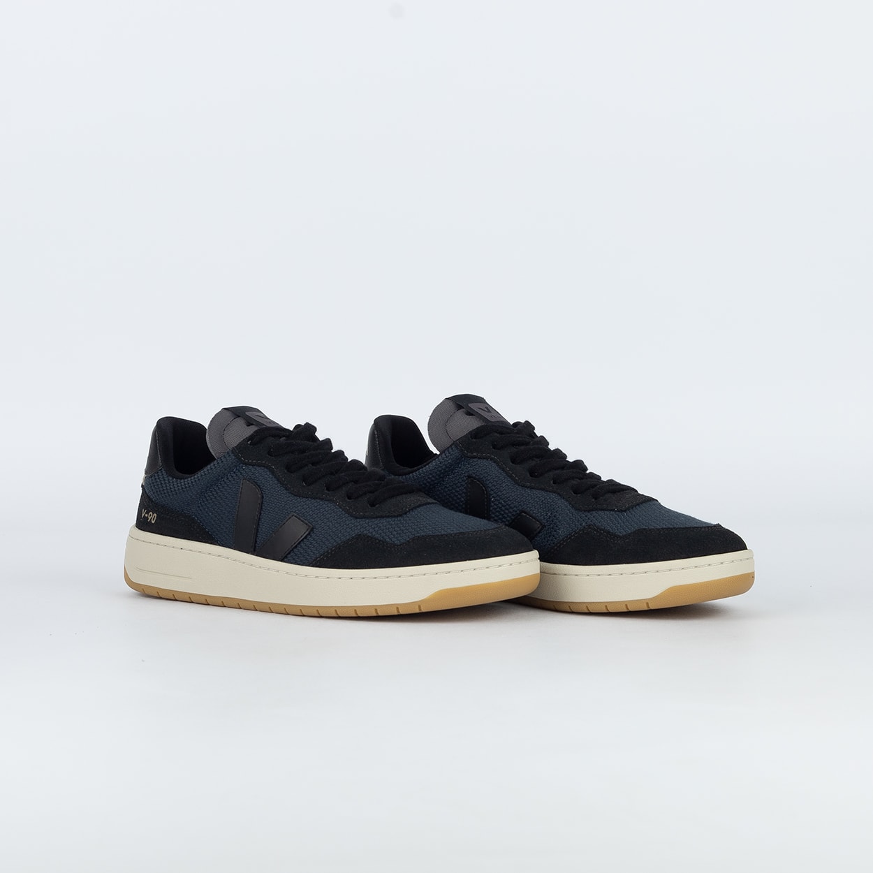 Tênis Veja V-90 B-Mesh Olive Black VD1721731