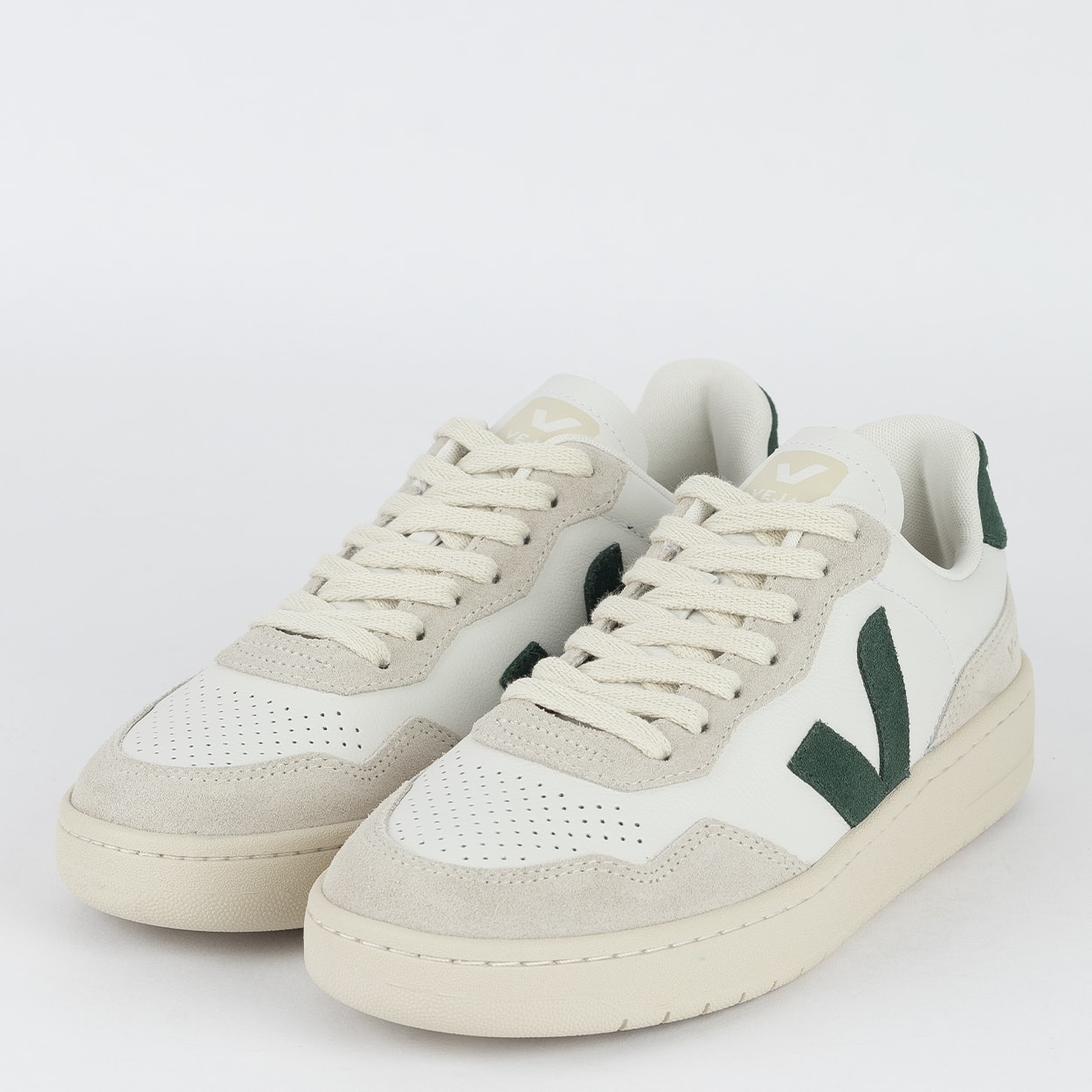Tênis Veja V-90 O.T Leather Extra White Cyprus VD2003384